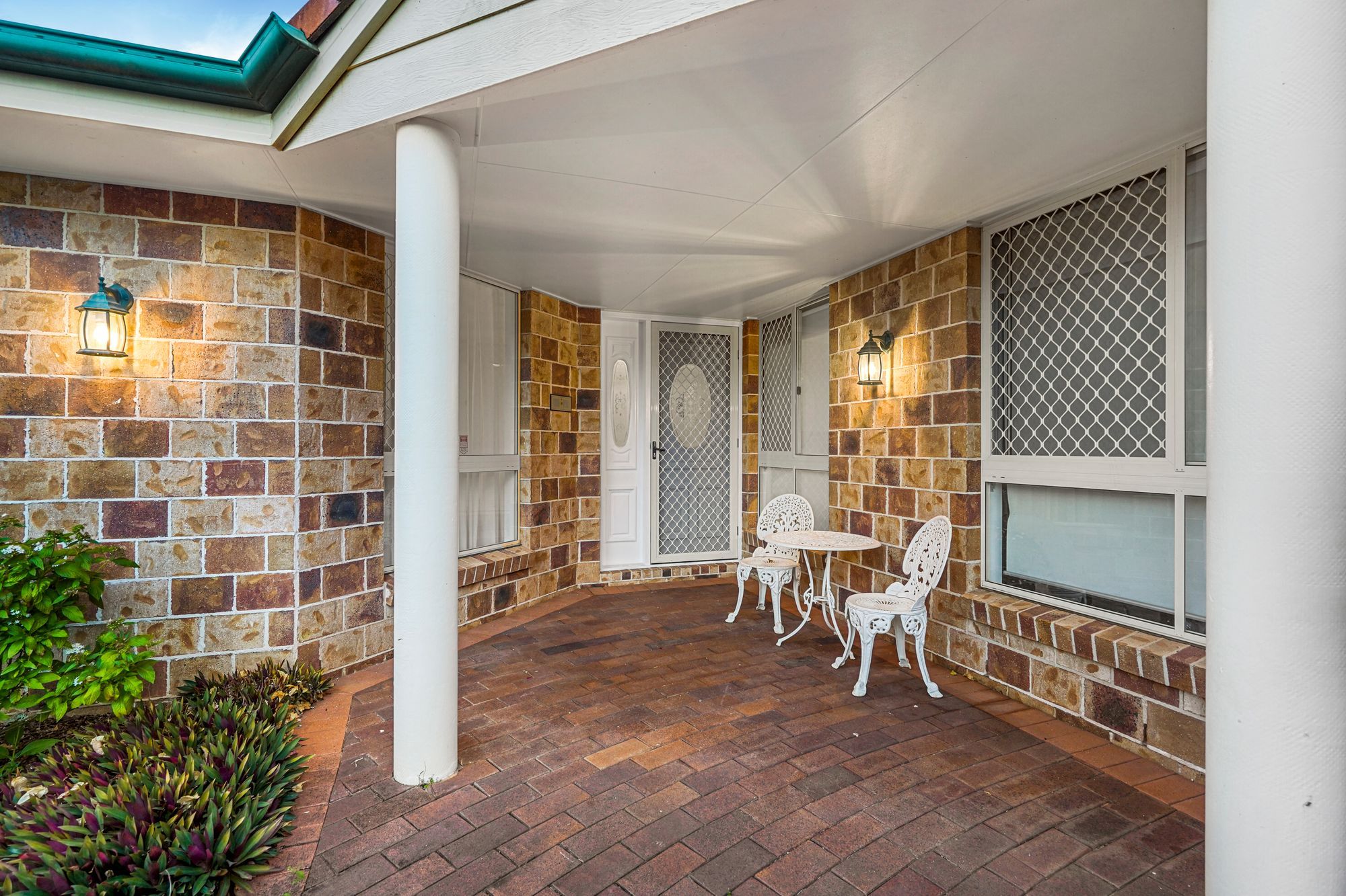 104 Bangalow Street — photo 3 of 12