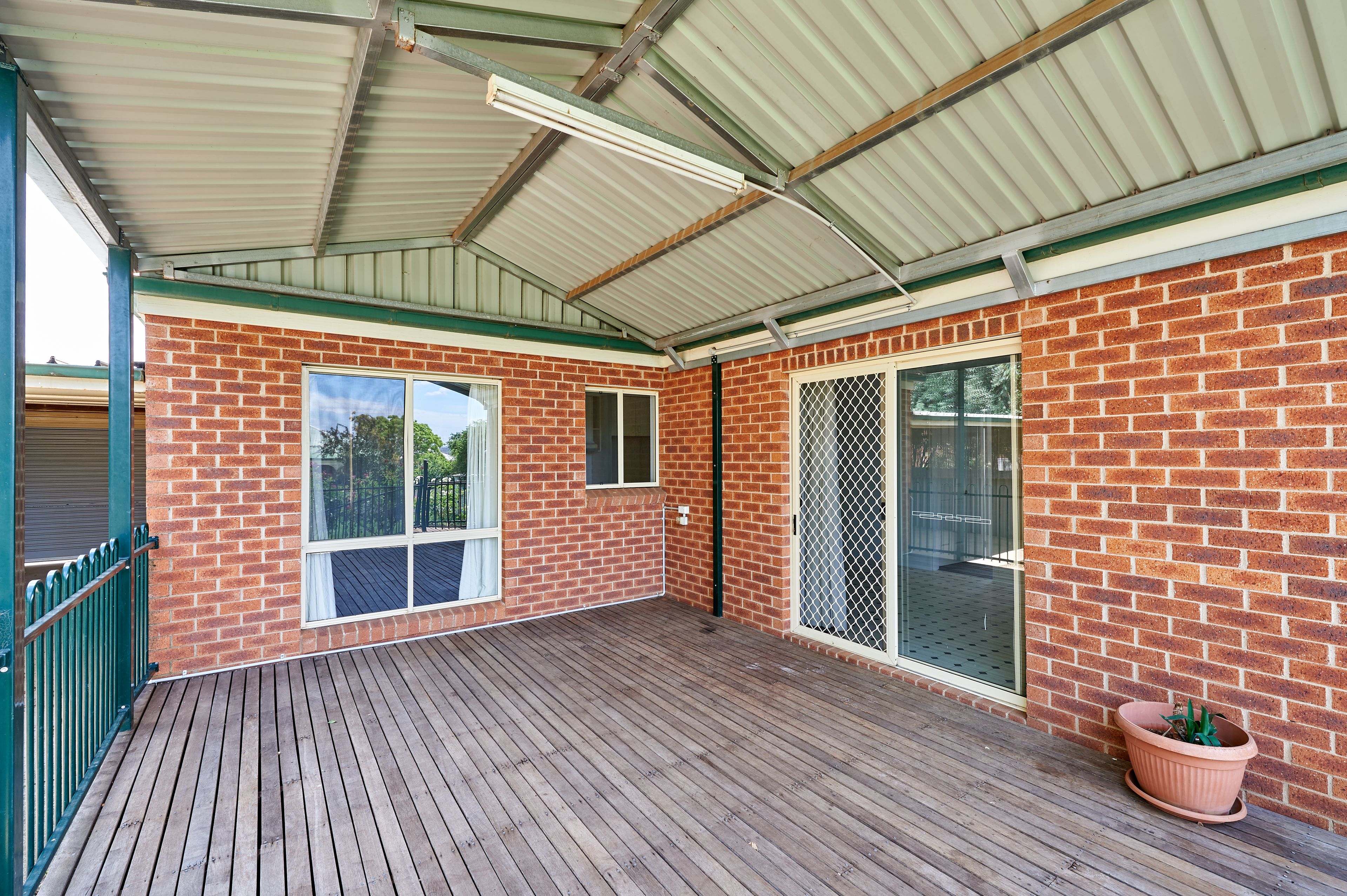36 Gunn Drive, Estella, NSW 2650