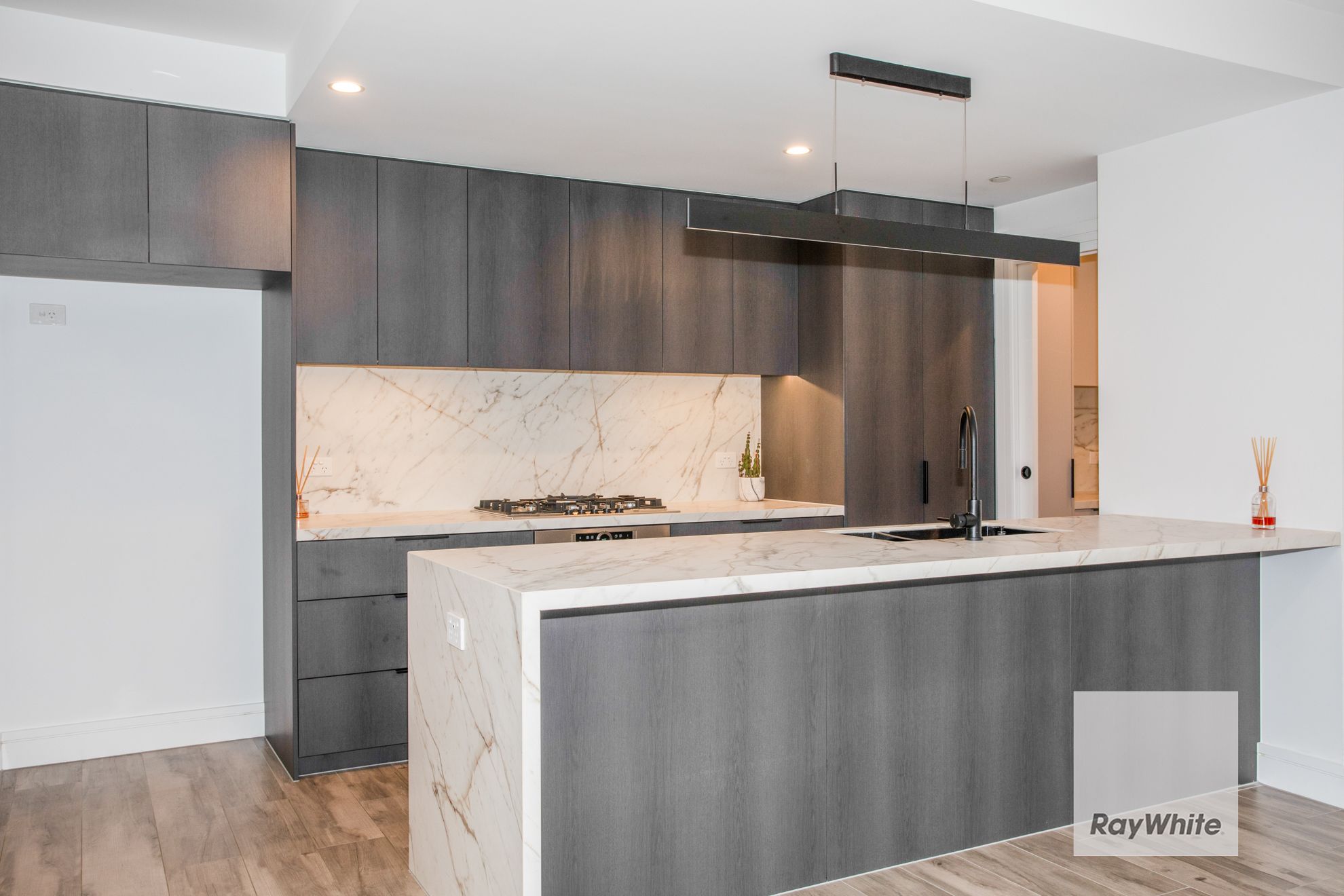 4/4 Schofield Street, Essendon, VIC 3040