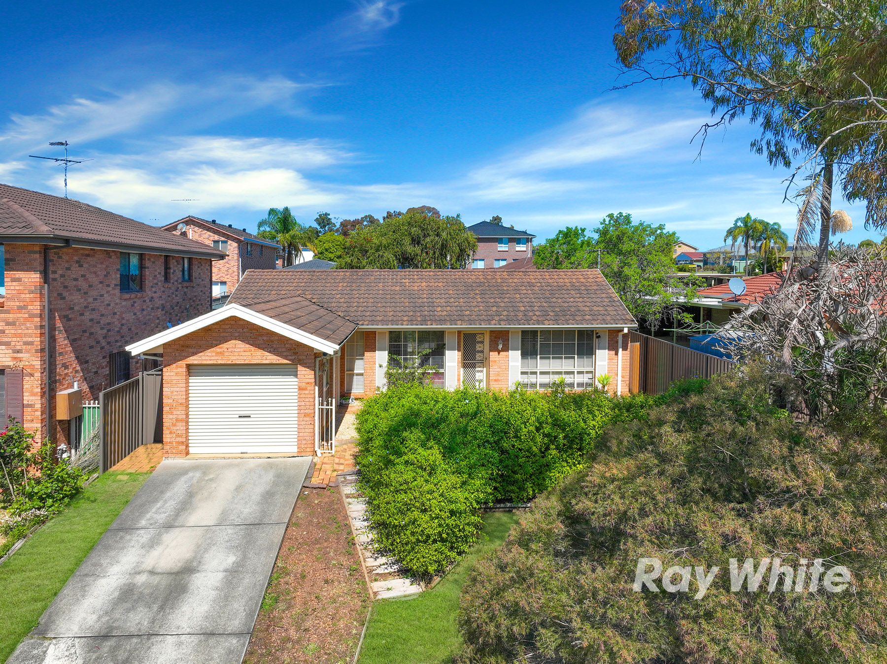 51 Explorers Way — photo from Ray White United Group