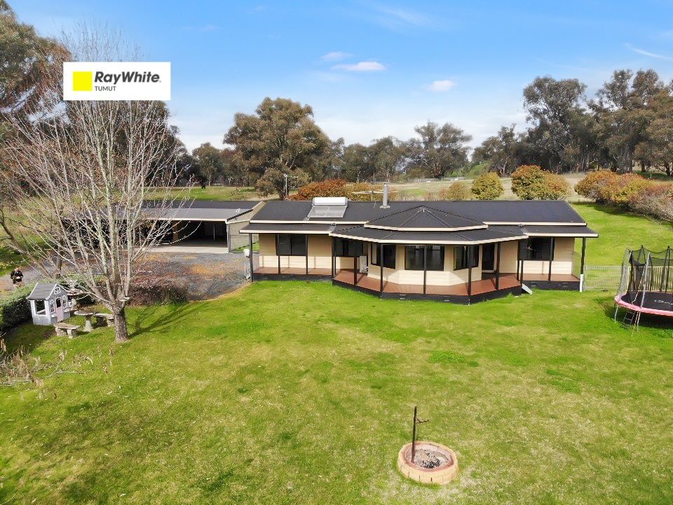 22 Adelong Racecourse Road, Adelong NSW 2729