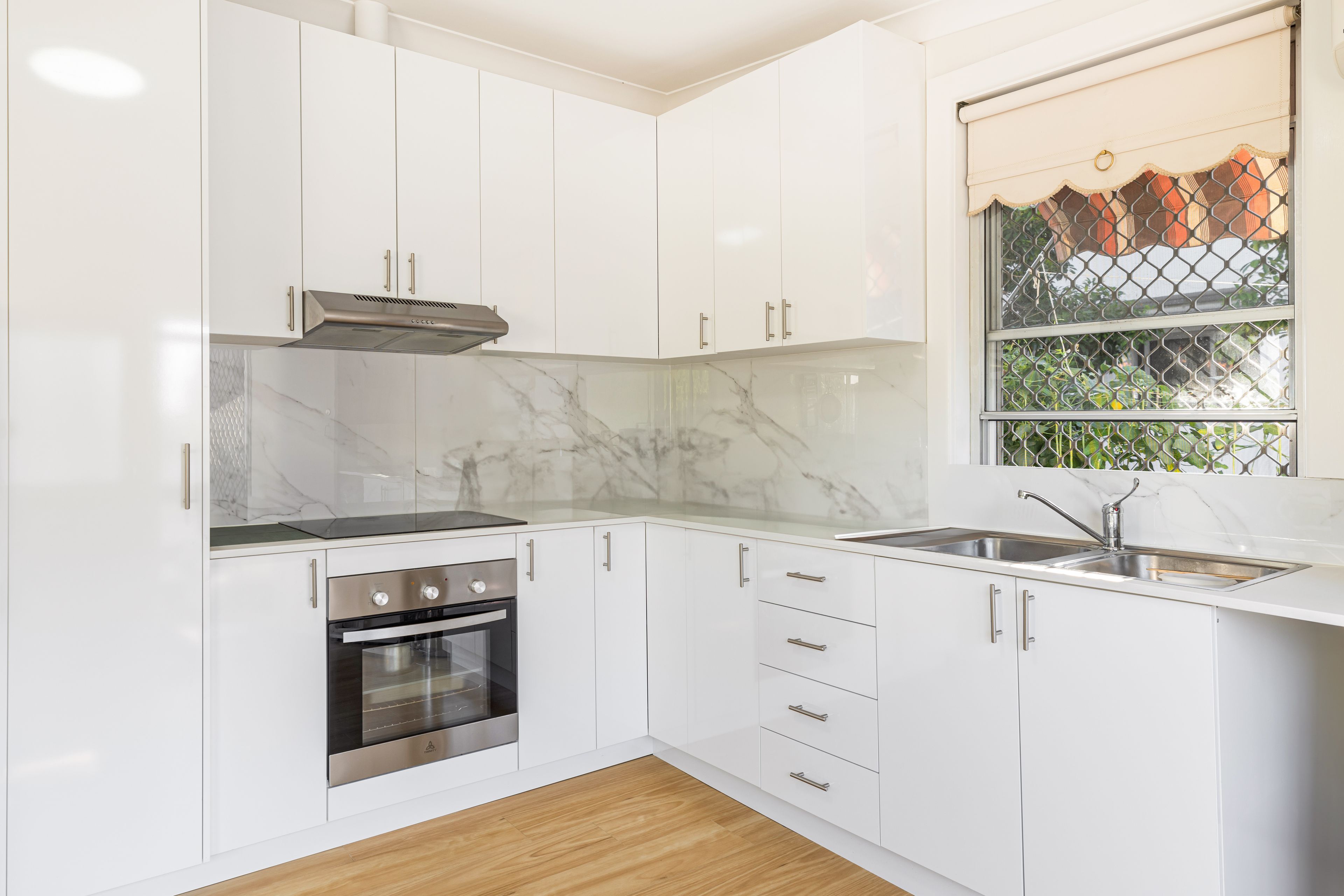 54 Lawrence Street, Peakhurst, NSW 2210