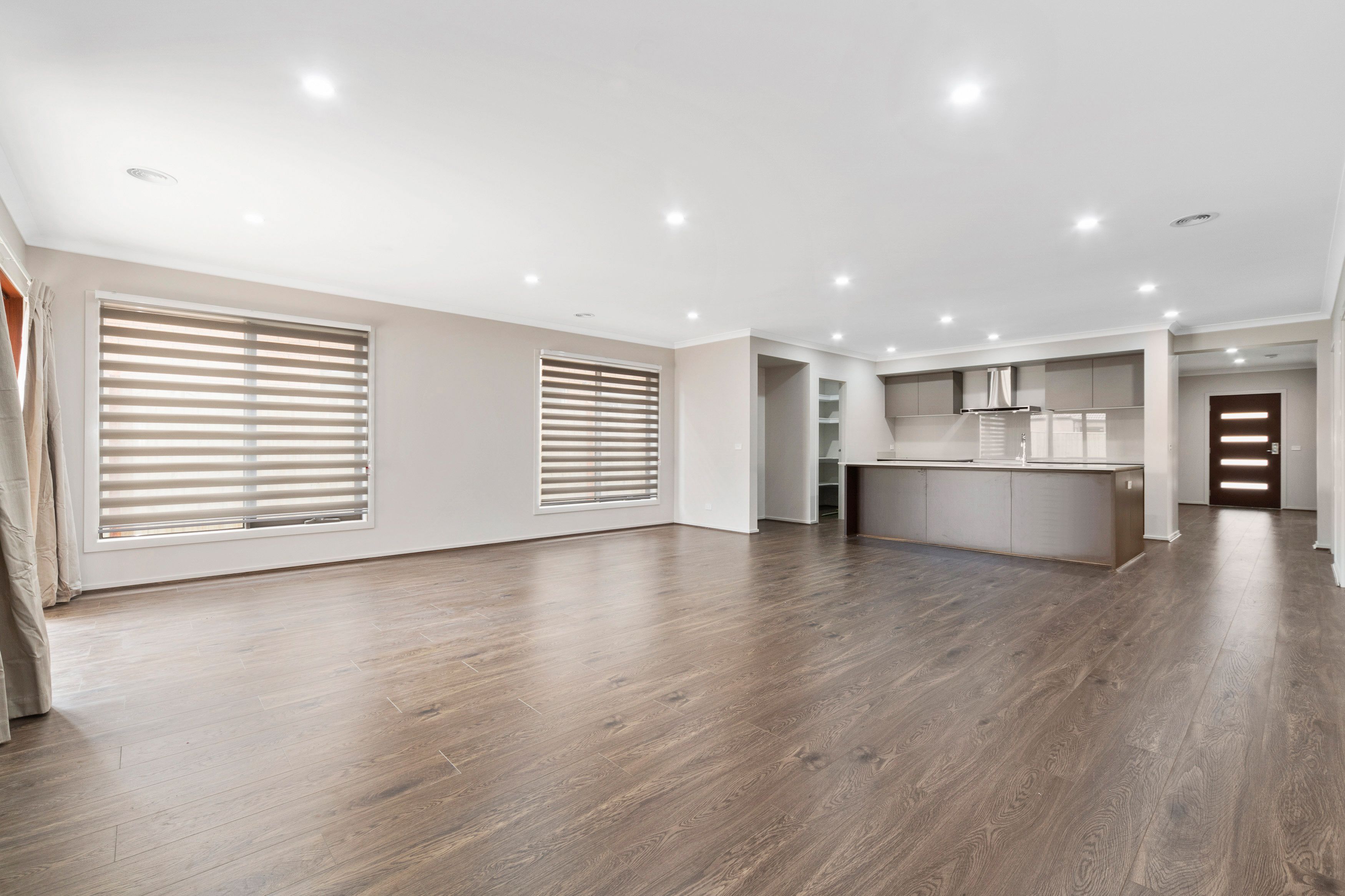 30 Bazadaise Drive, Clyde North, VIC 3978