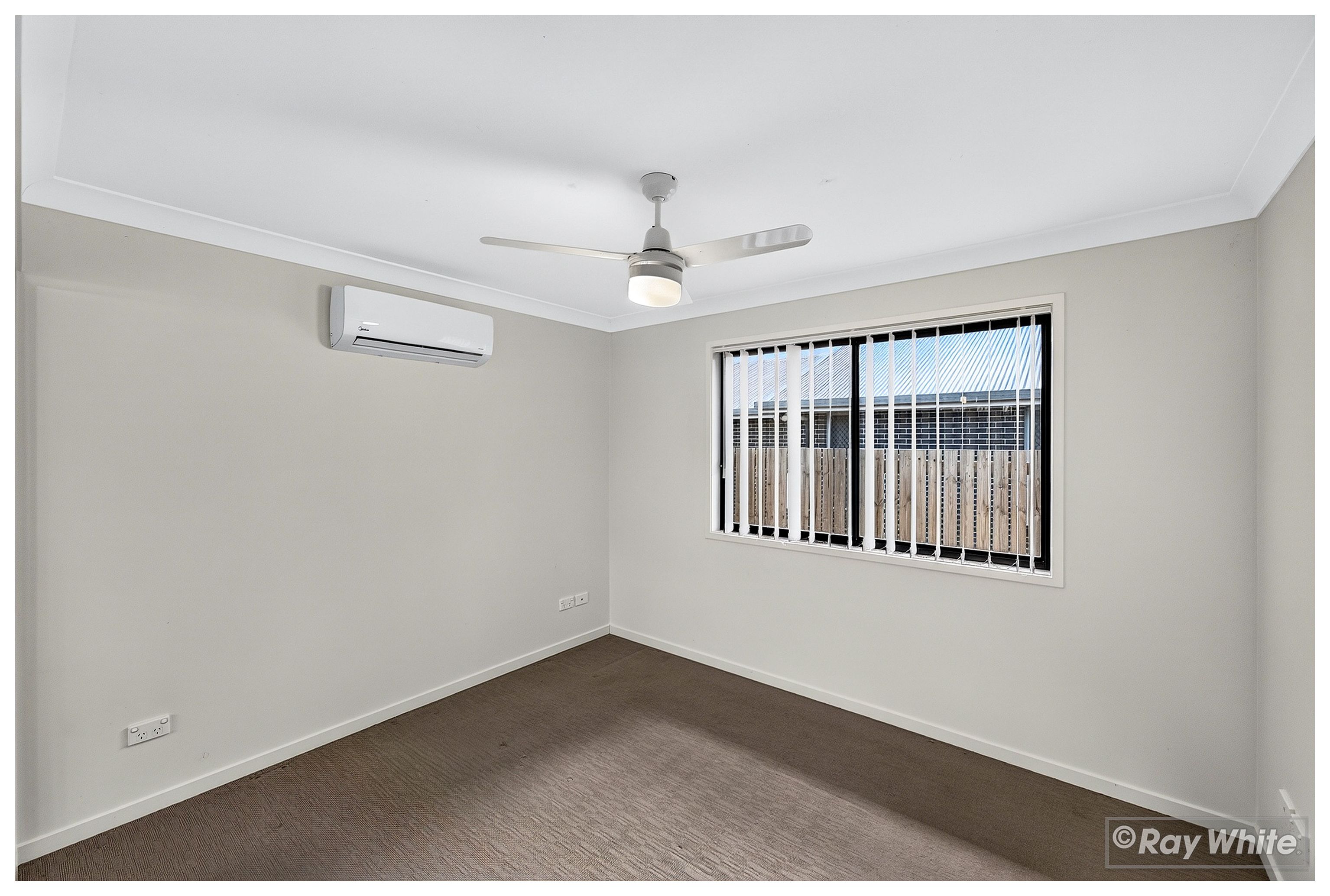 40 Varsity Crescent — photo 15 of 30