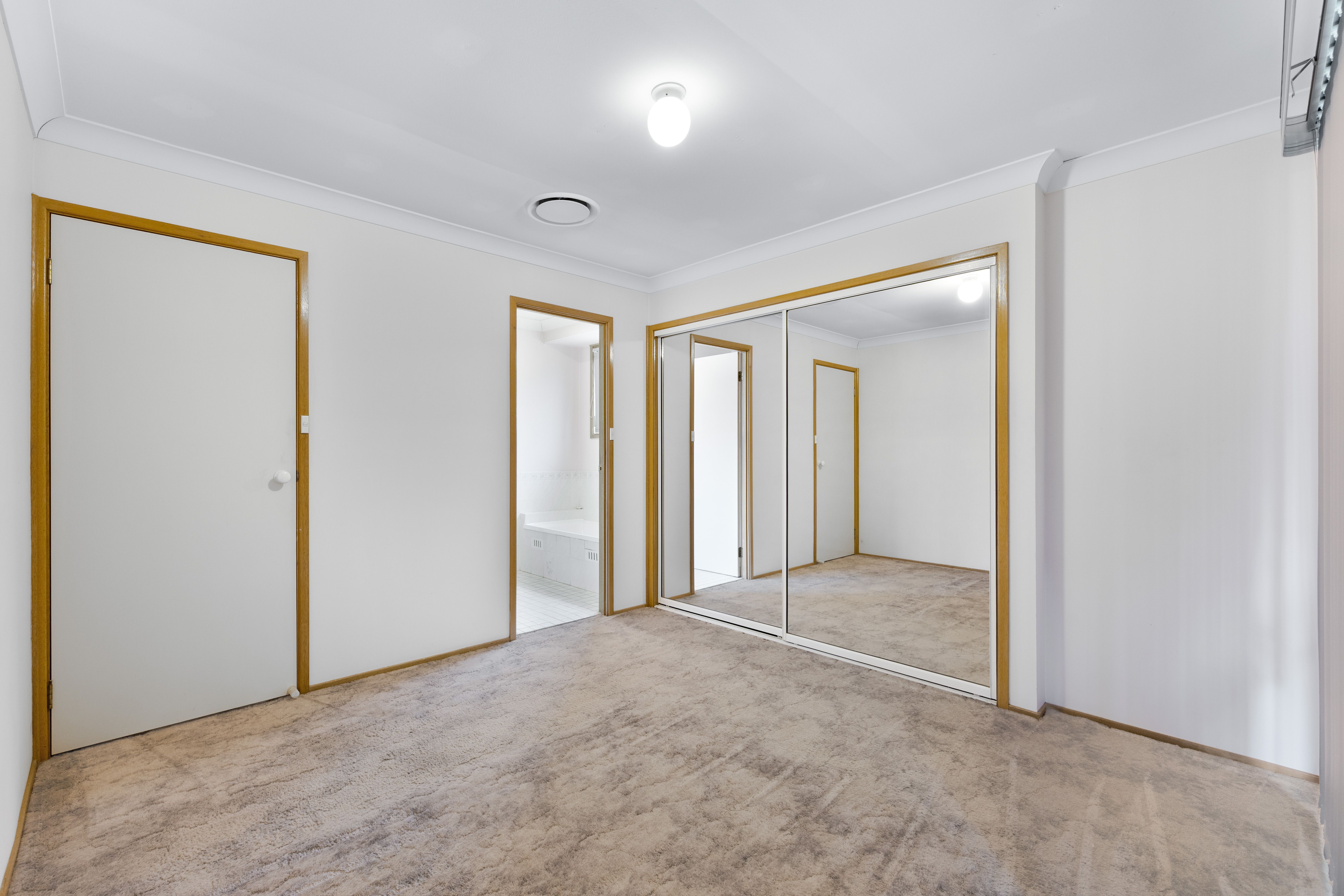 40 Oriole Street, Glenmore Park, NSW