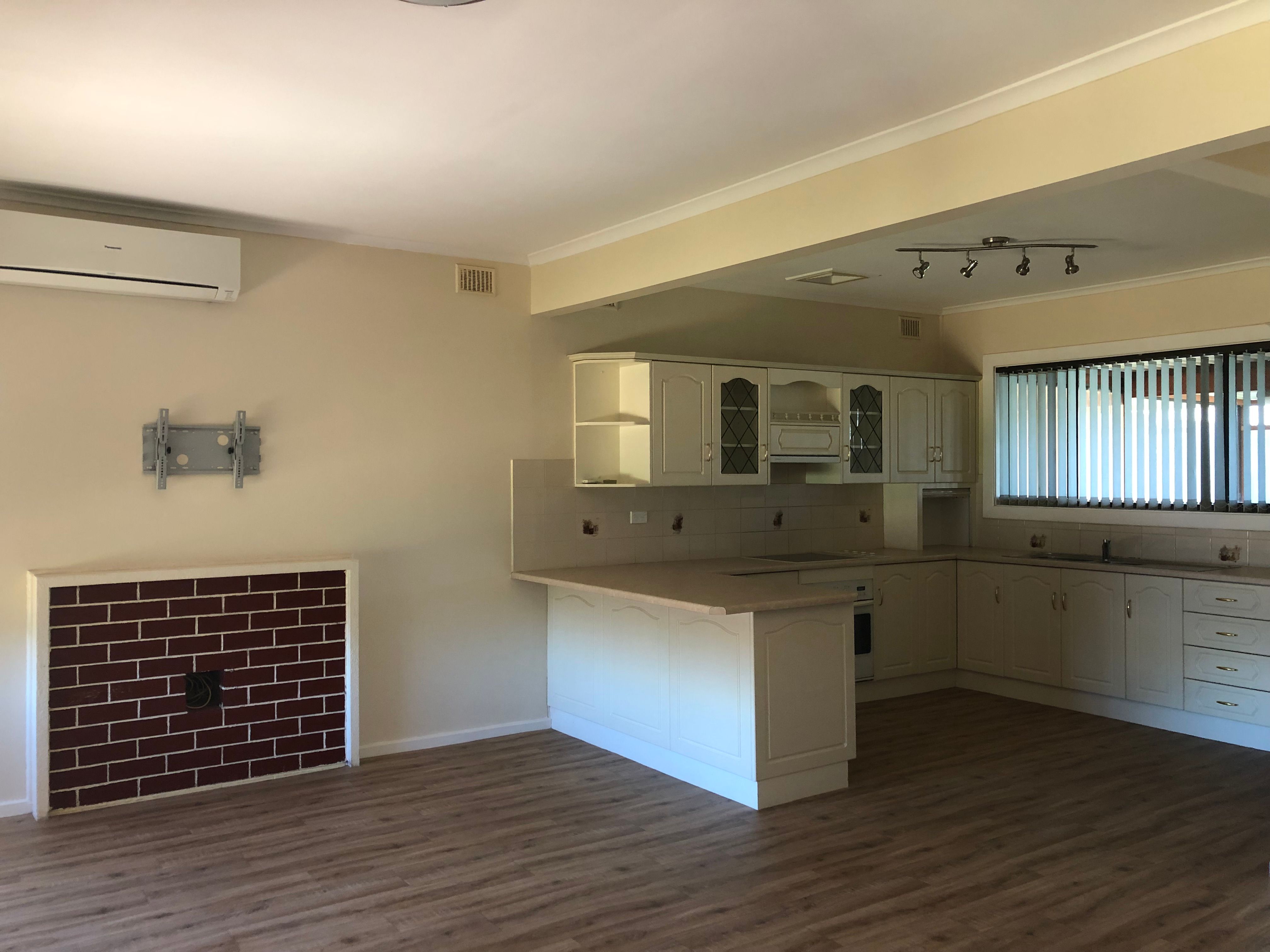 192 Nicolson Avenue, Whyalla Stuart, SA 5608