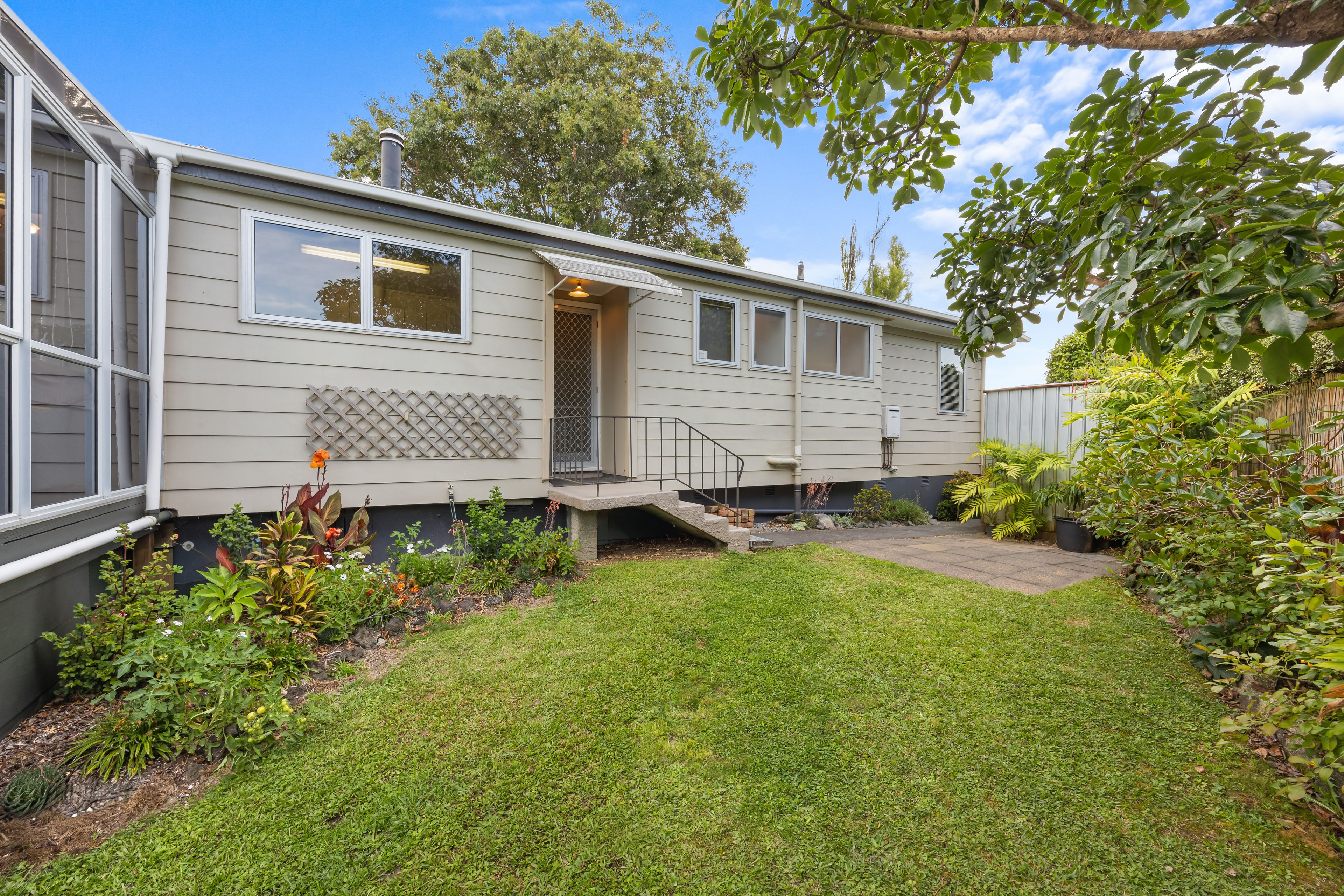 63 Hartley Terrace, Massey, Waitakere City