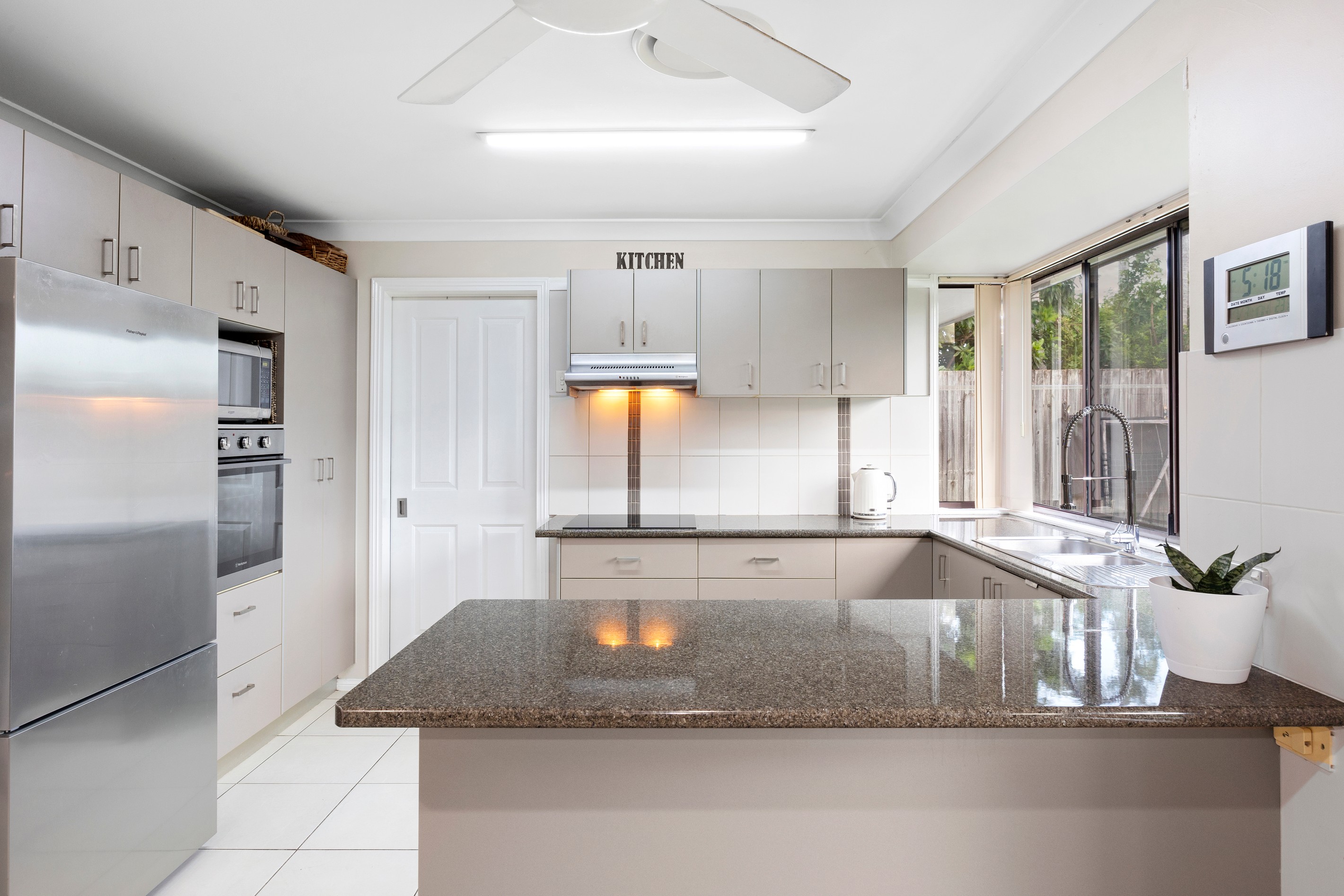 8 Wandoo Street, Minyama, QLD 4575