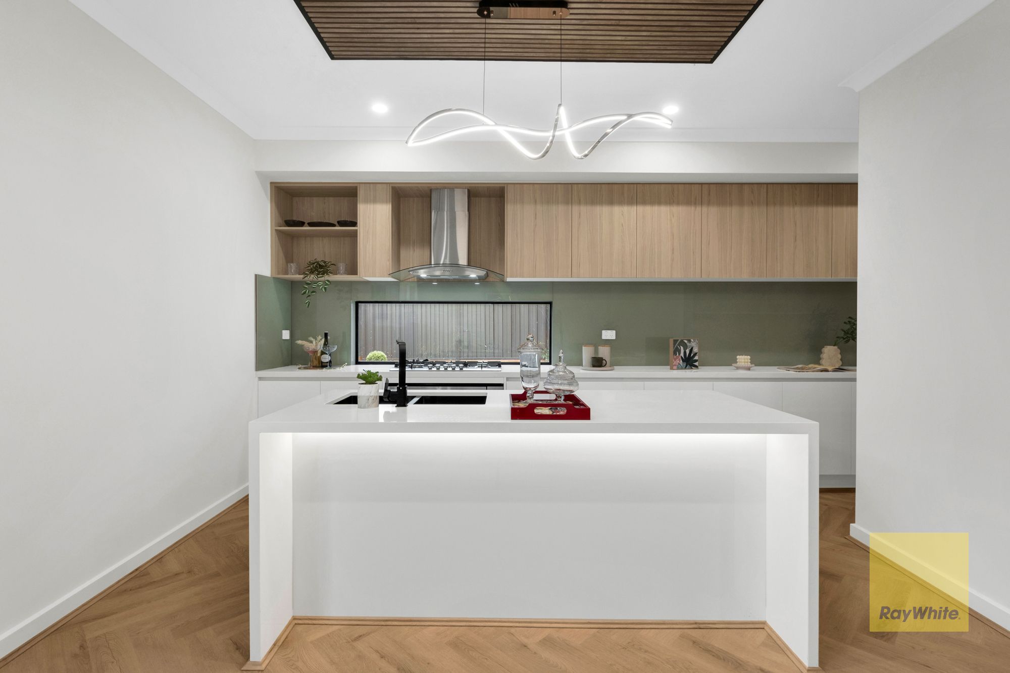 6 Arenal Drive — photo 11 of 29