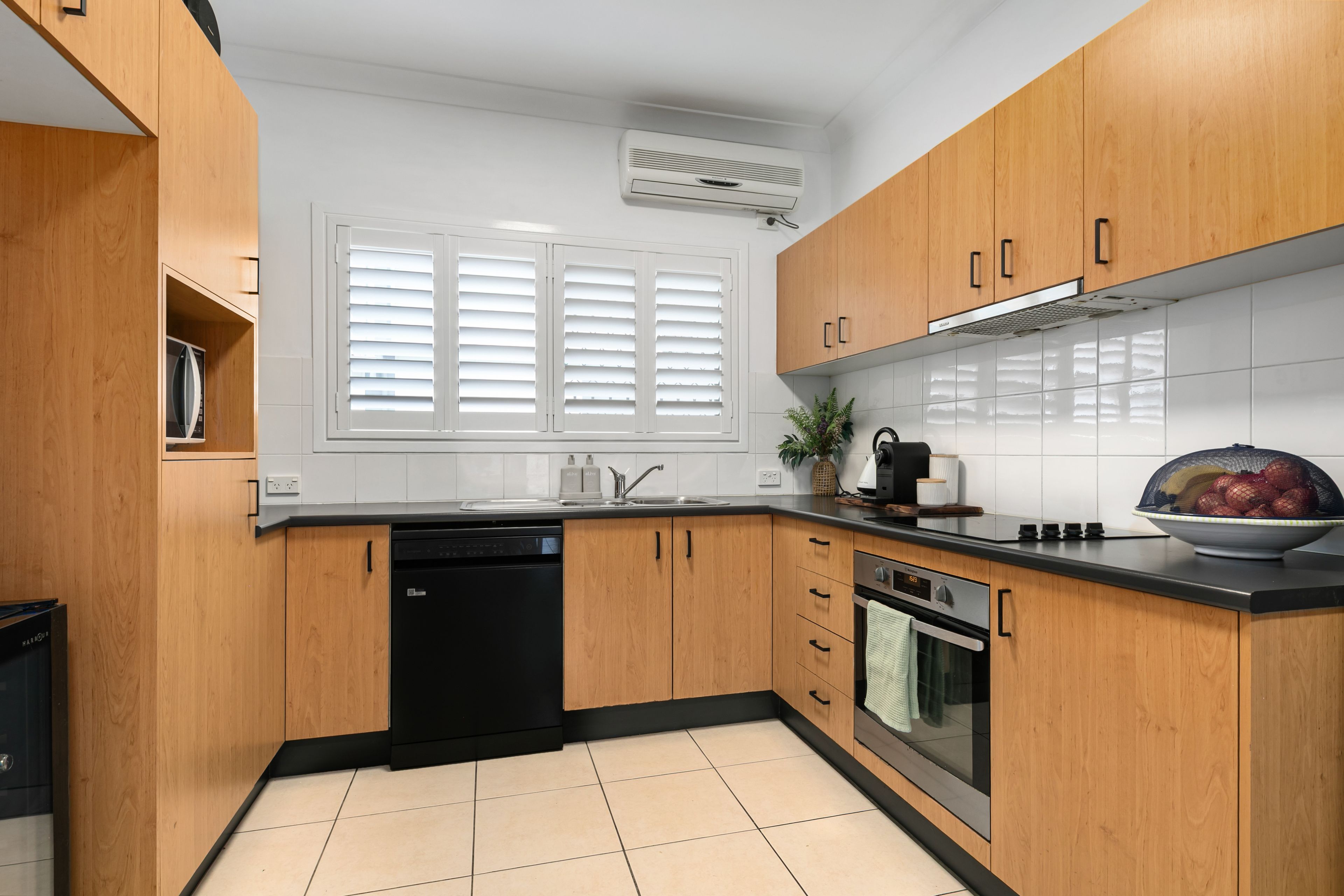 2/42 Keats Street — photo 4 of 11