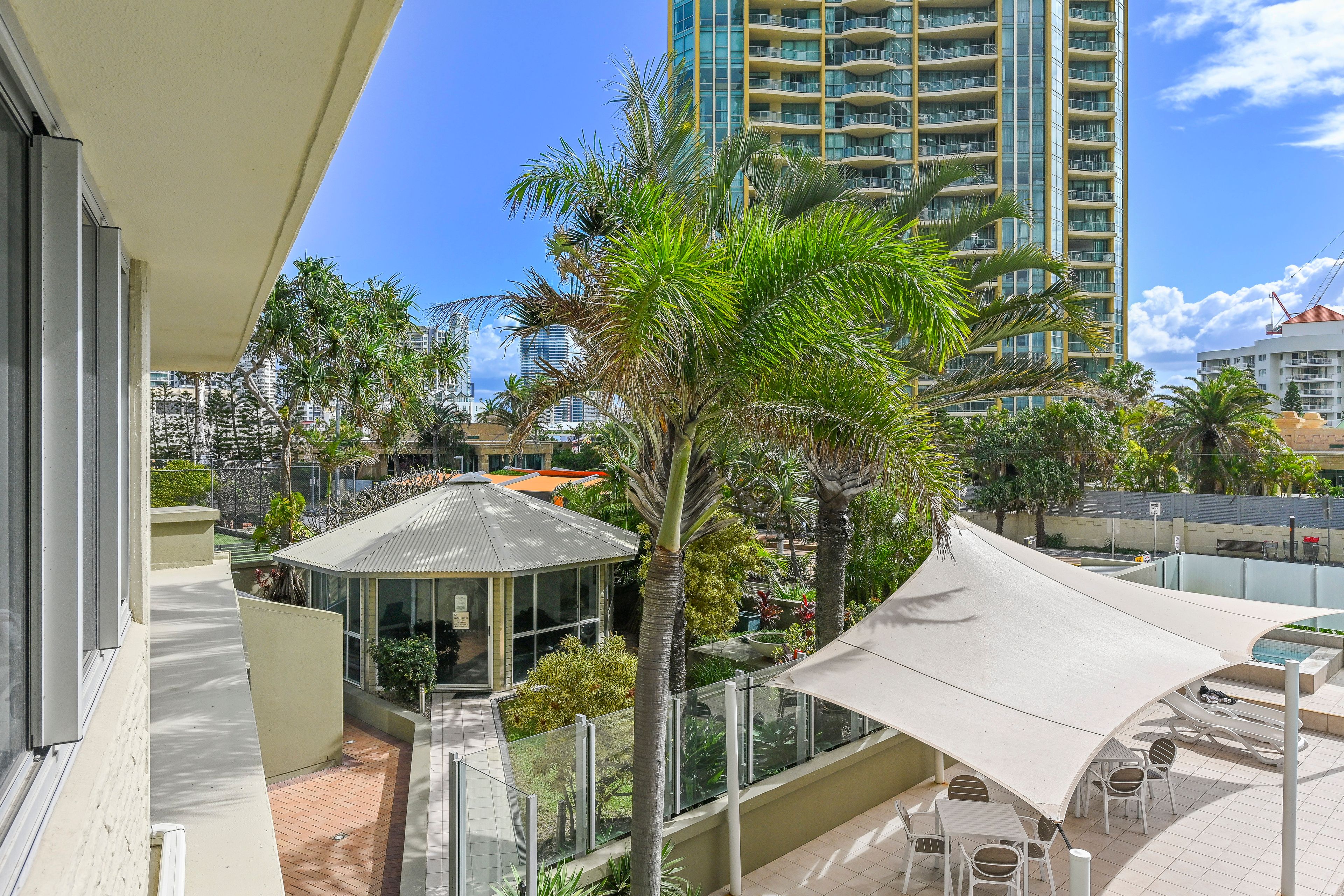 2F/150 The Esplanade — photo 18 of 25