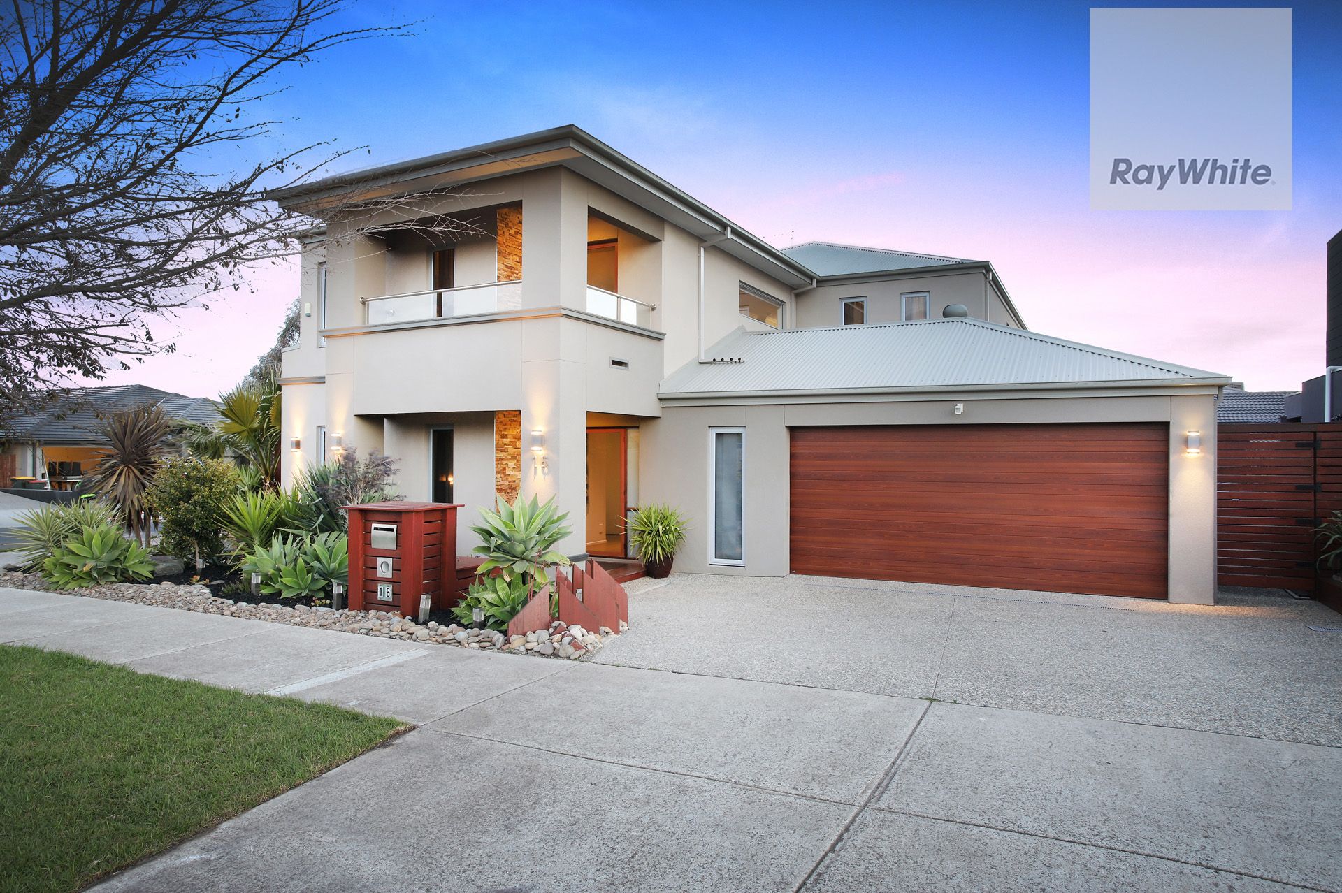 16 Napoli Circuit, Greenvale, VIC 3059