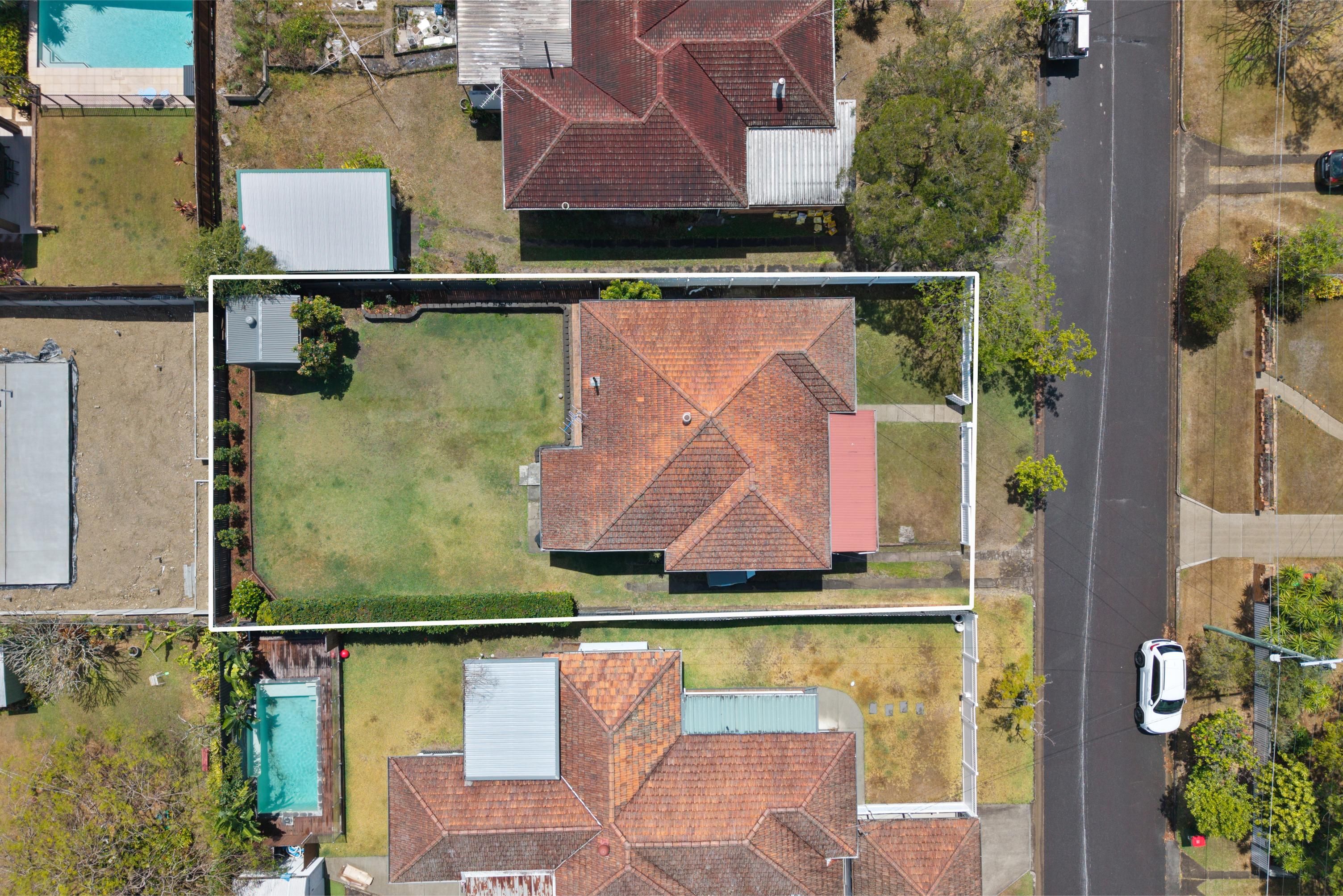 16 Noeline Street — photo 12 of 15