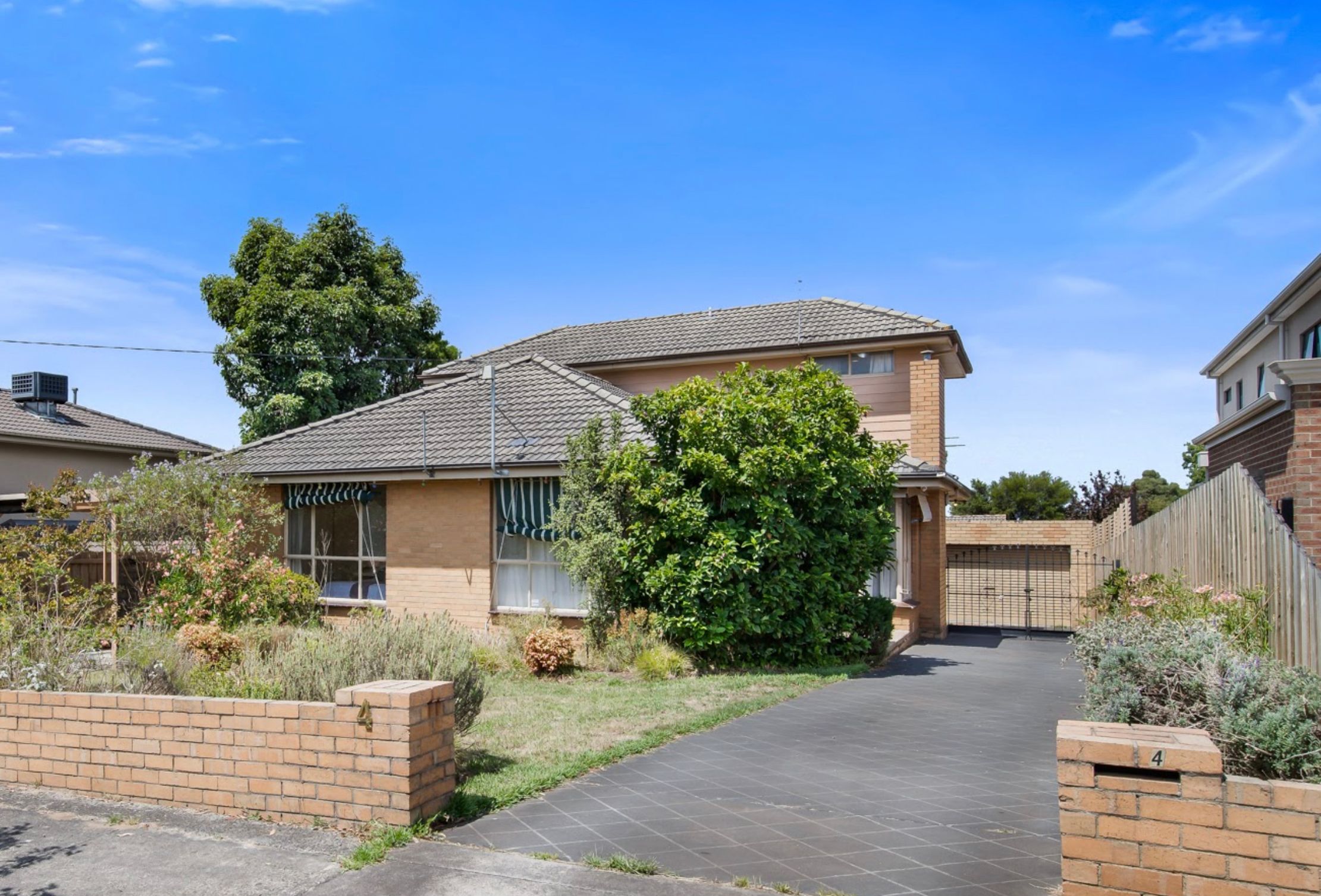 4 Riviera Street, Mount Waverley VIC 3149