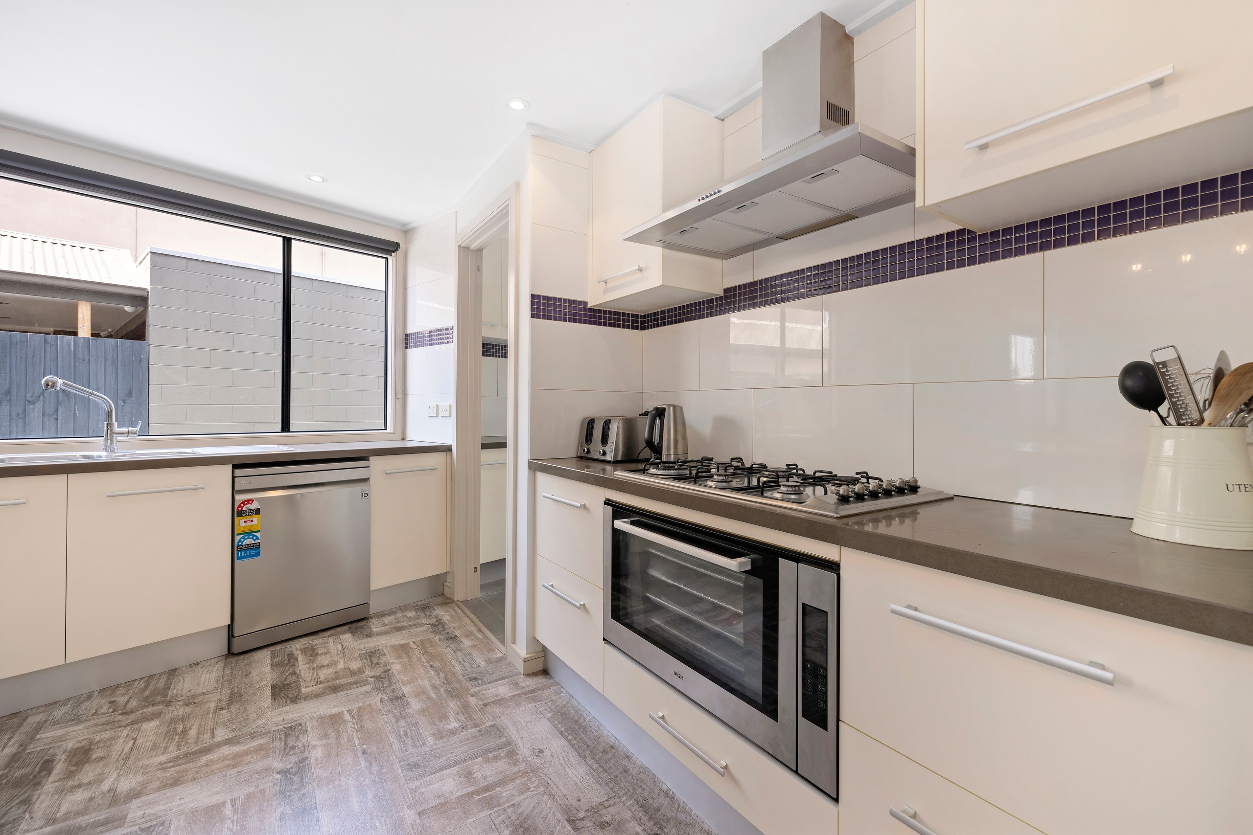 100 Coolibar Avenue, Seaford, VIC 3198