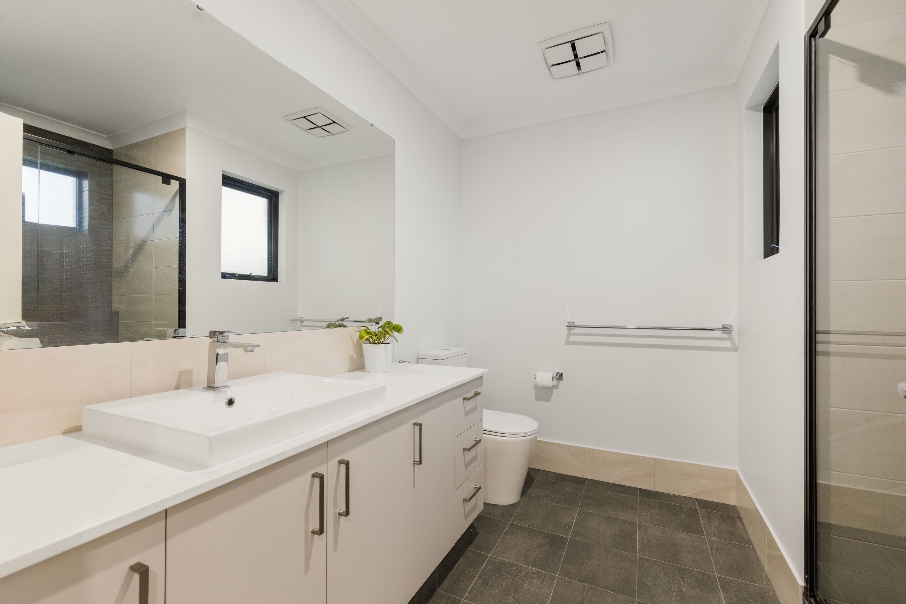 29 Couloir Street — photo 9 of 15