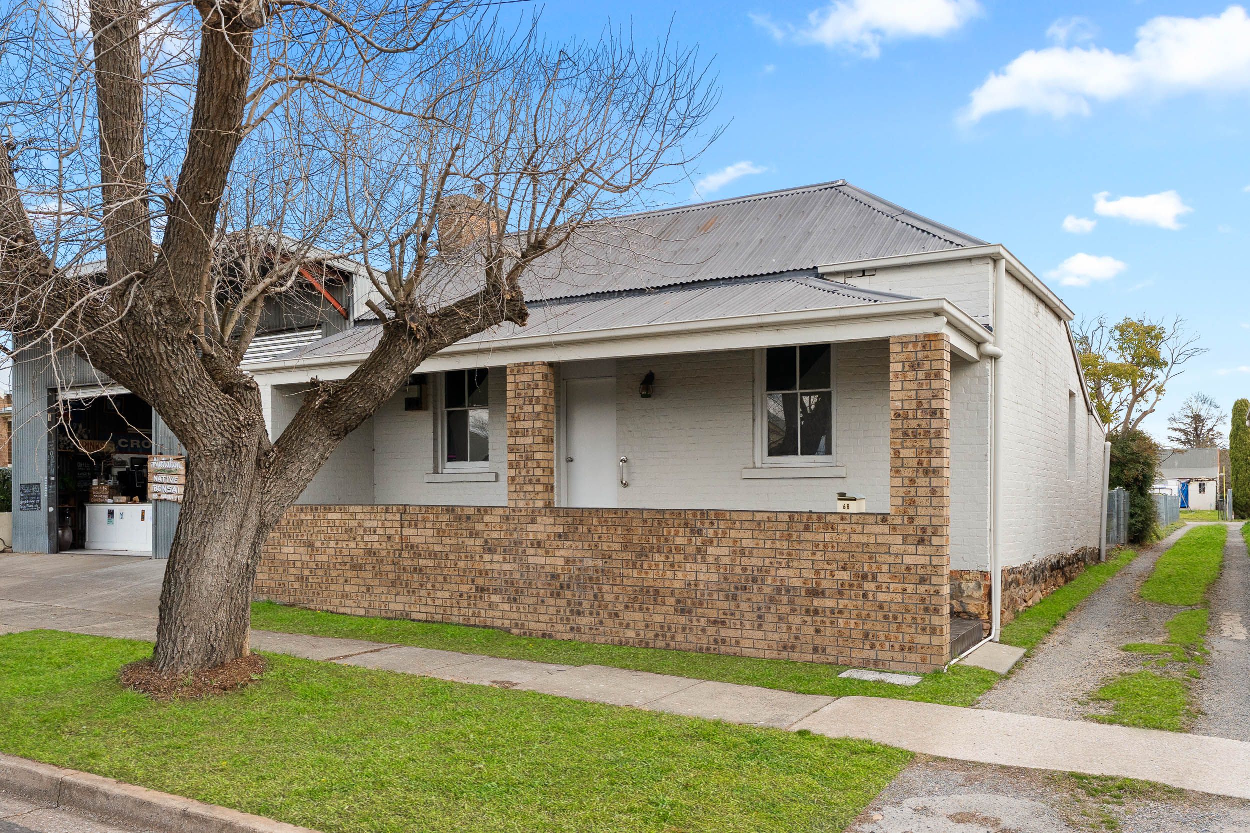 66-68 Auburn Street — photo from Ray White Goulburn