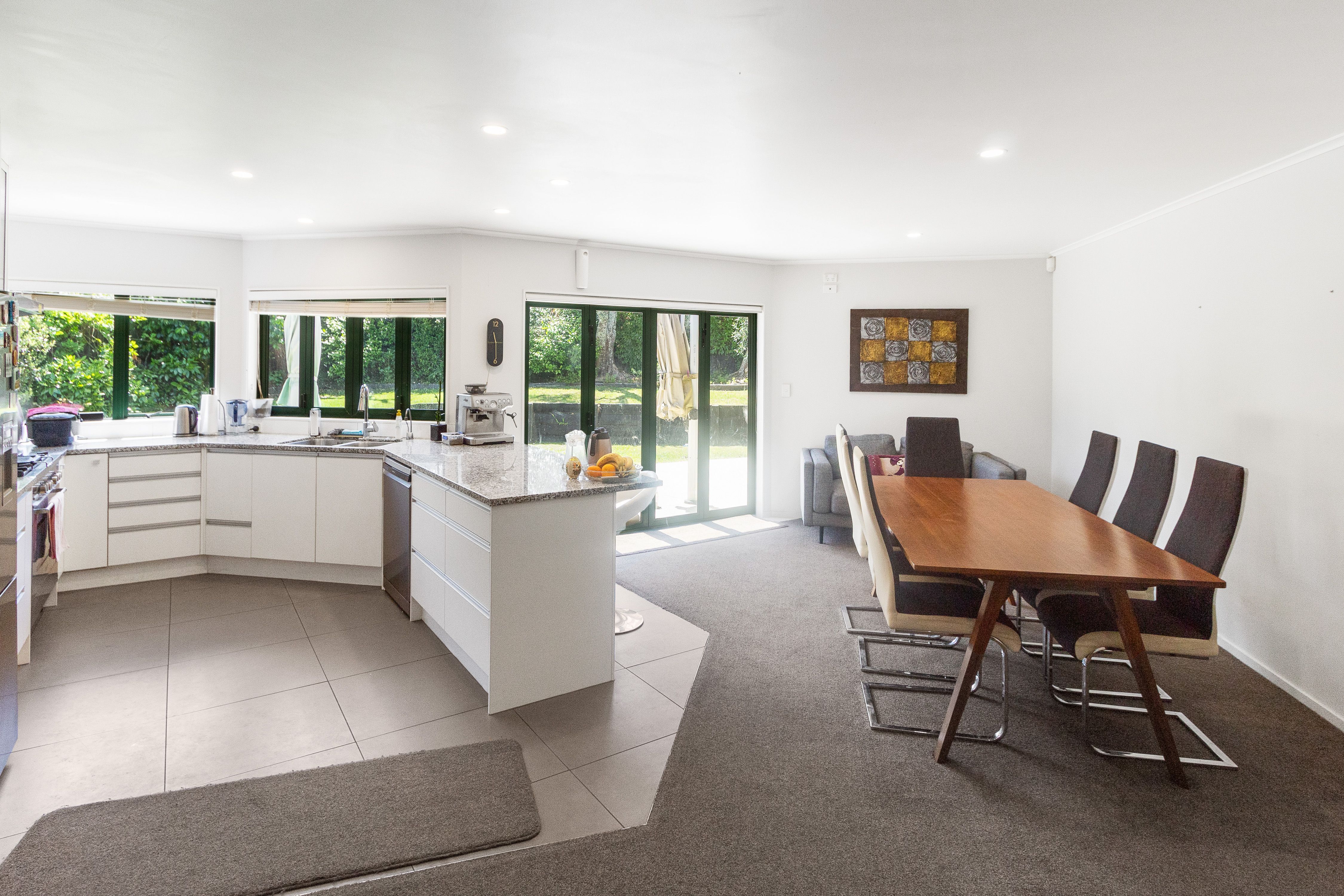 33 Landing Drive, Albany, North Shore City