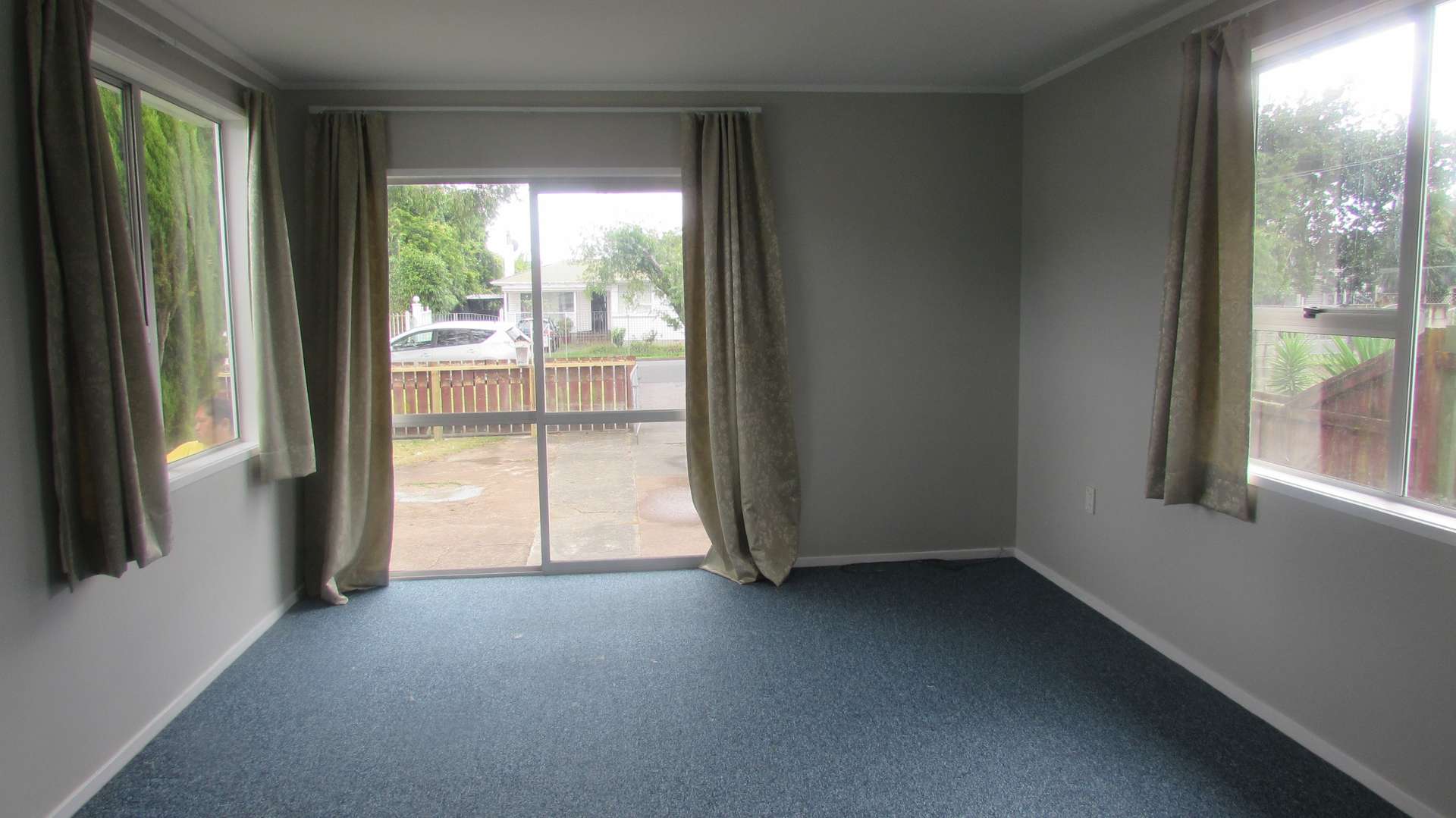 146 Riversdale Road photo 2