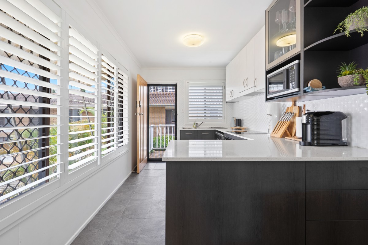 8/999 Gold Coast Highway, Palm Beach, QLD 4221