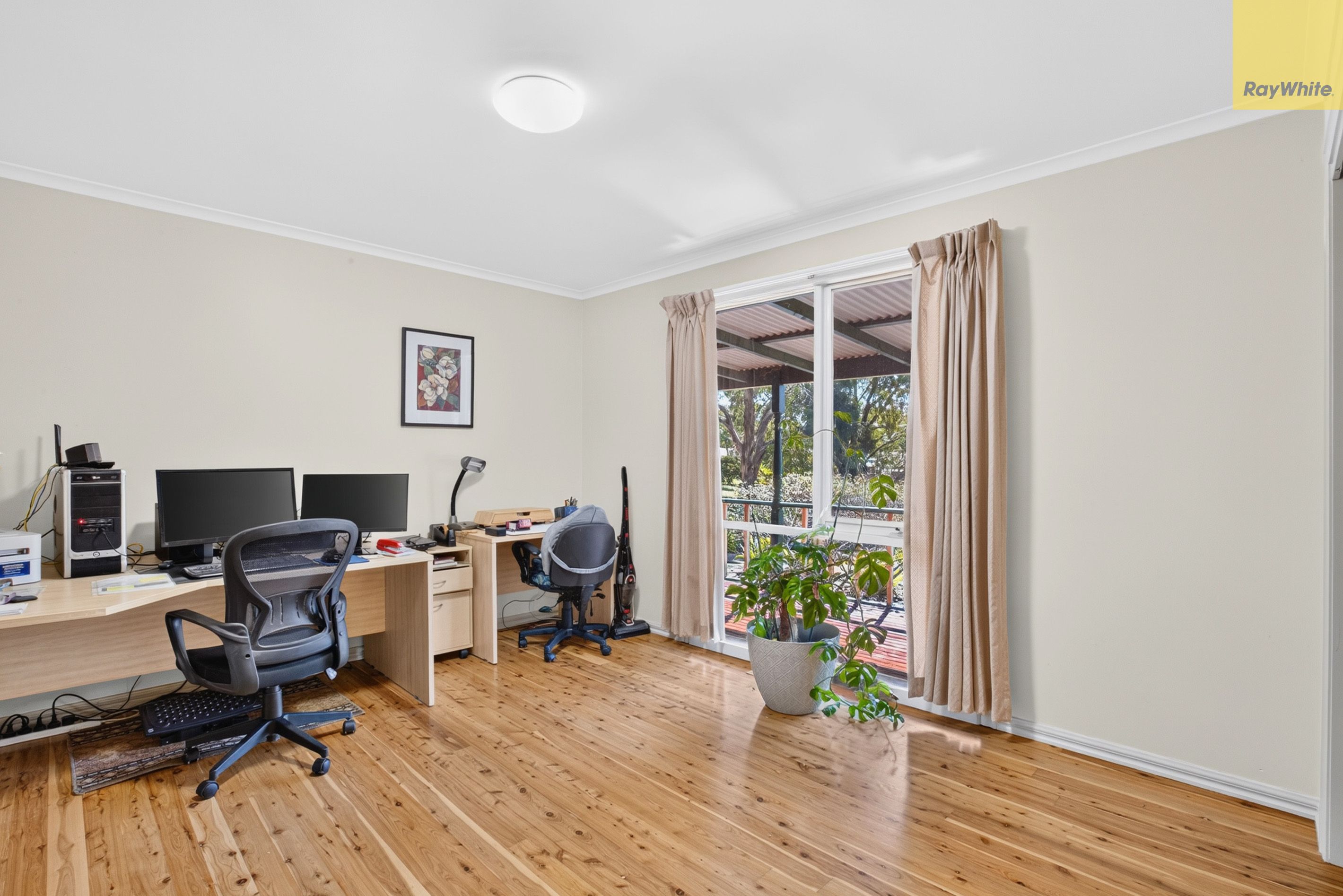 17 Manning Boulevard — photo 12 of 19