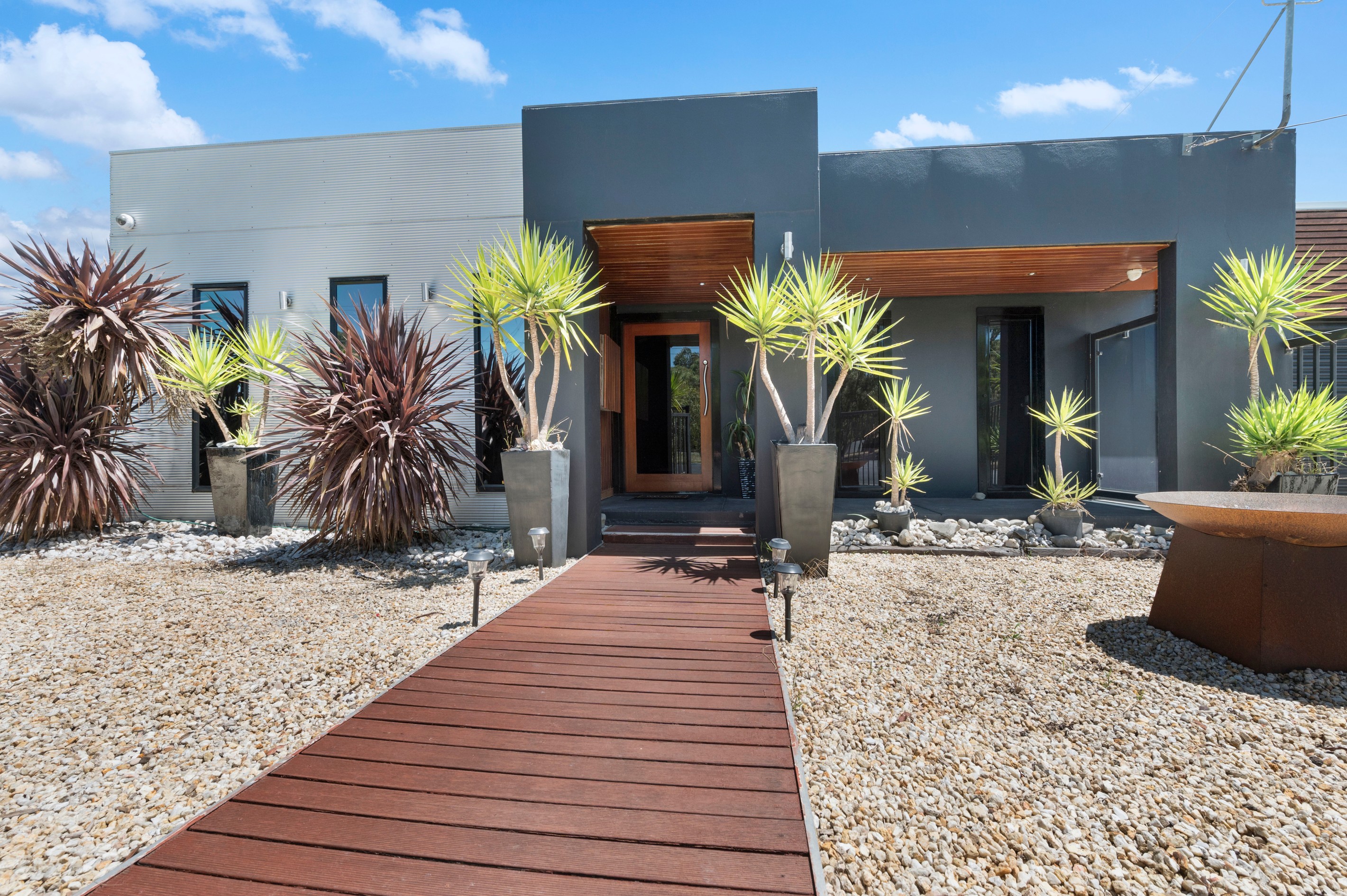 402 Joseph Street, Canadian, VIC 3350