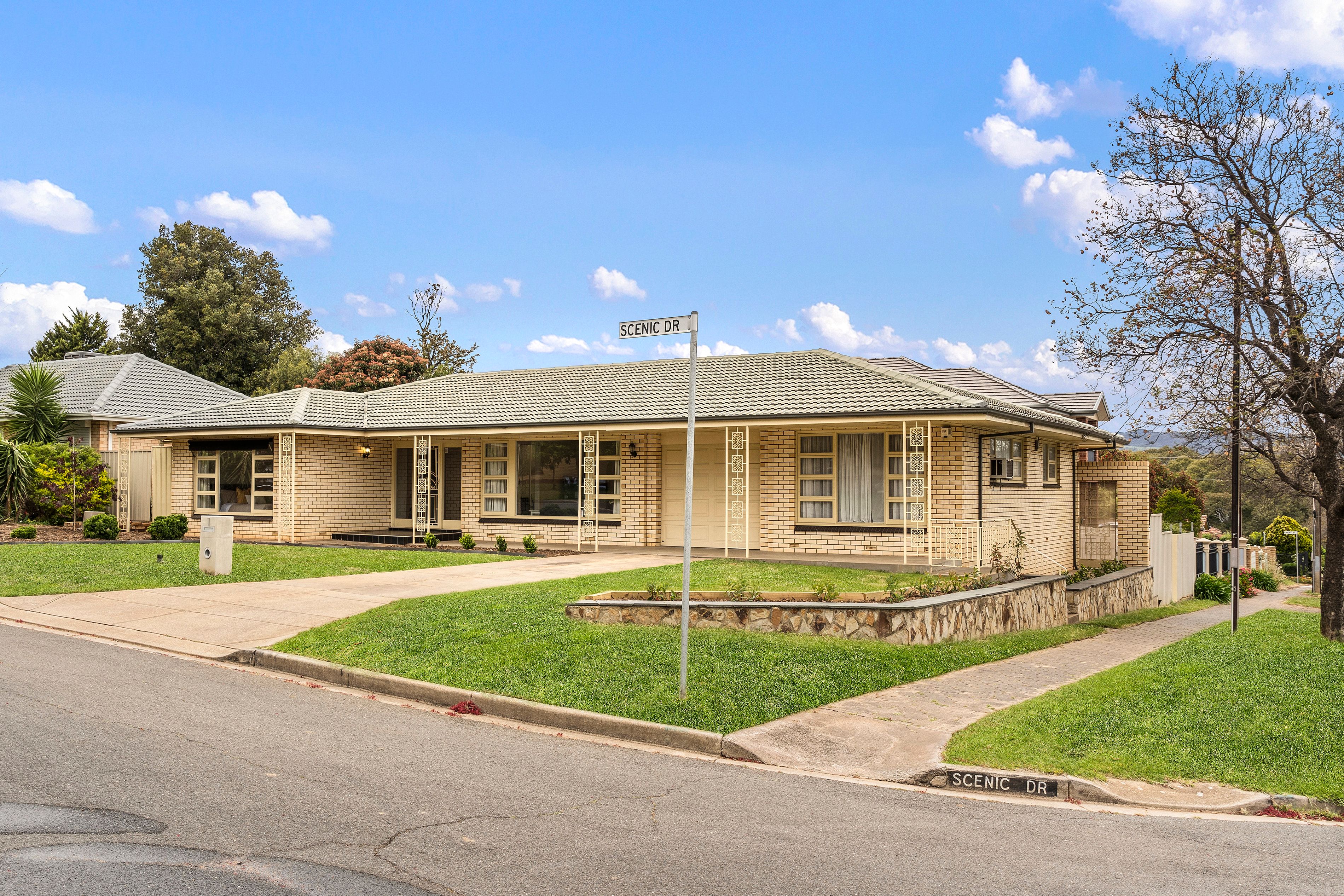 1 Scenic Drive, Windsor Gardens, SA 5087