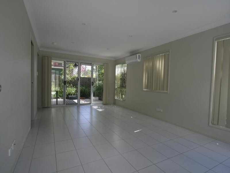 1/10 Church, Zillmere, QLD 4034