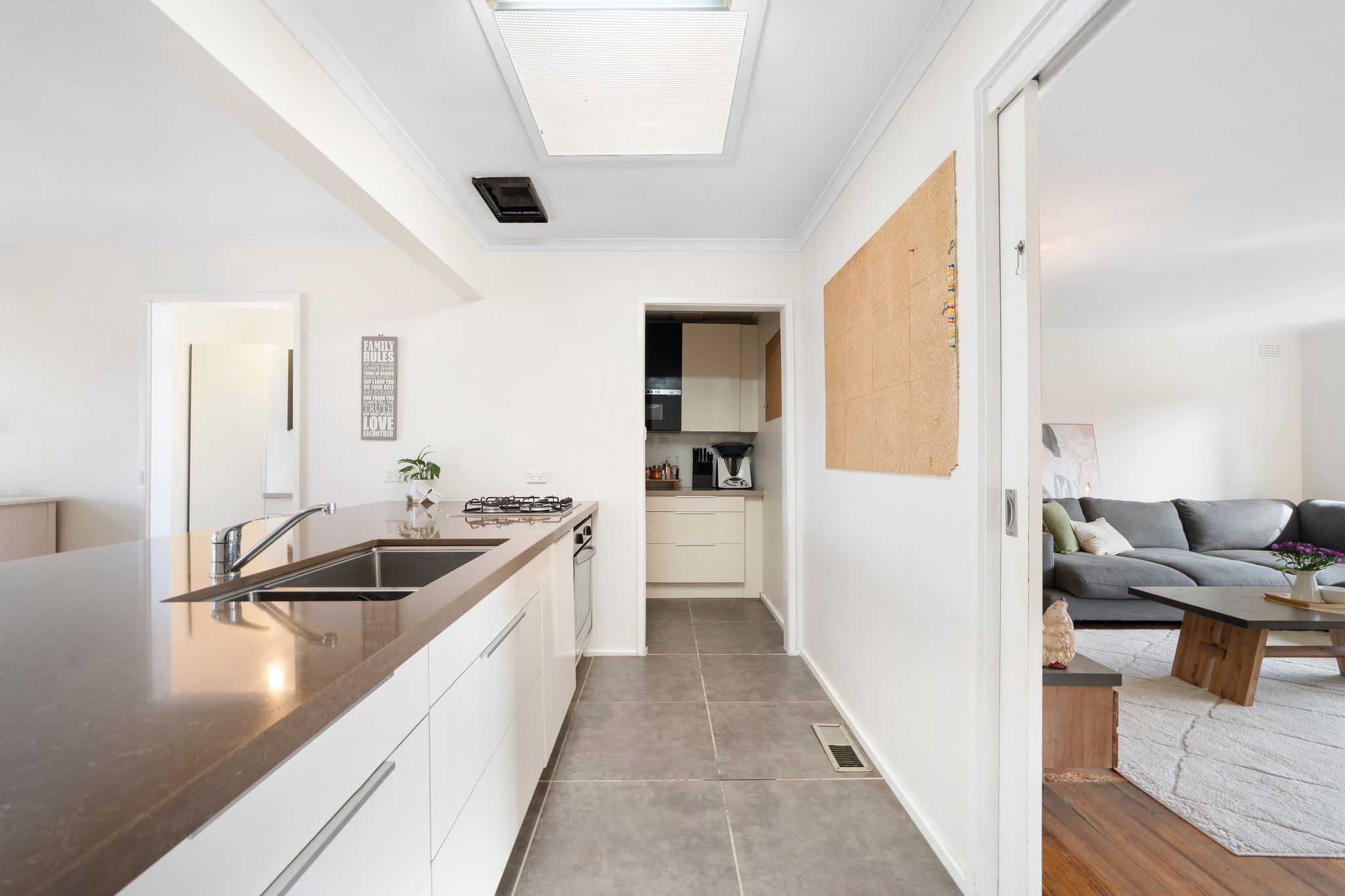 36 Mangana Drive — photo 8 of 19