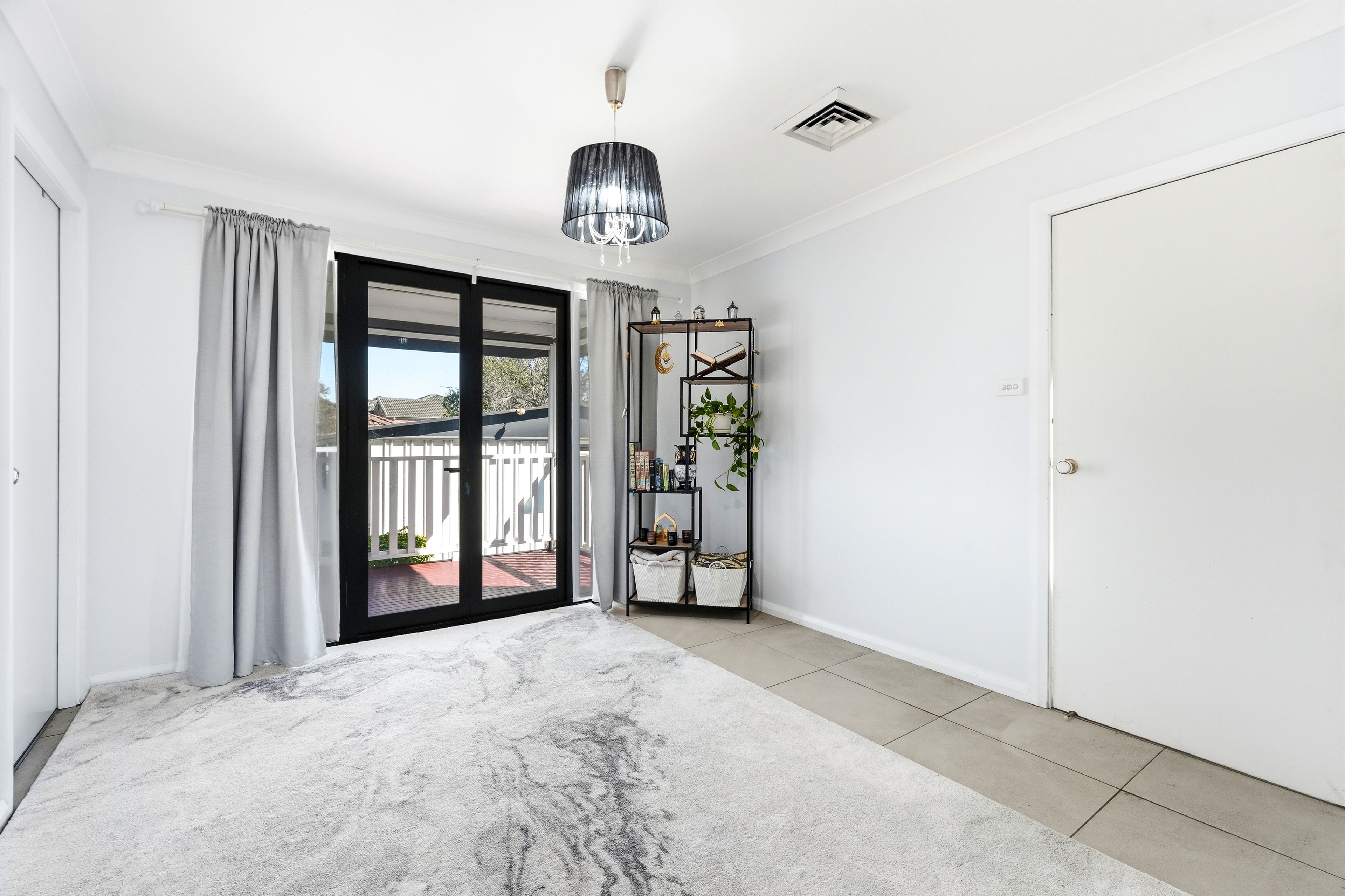 43 Mallee Street — photo 11 of 26