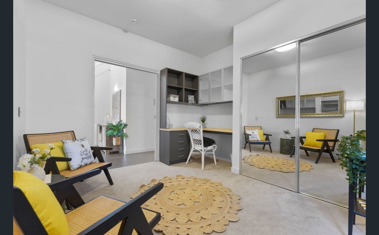 1 Palladium Boulevarde — photo 15 of 21