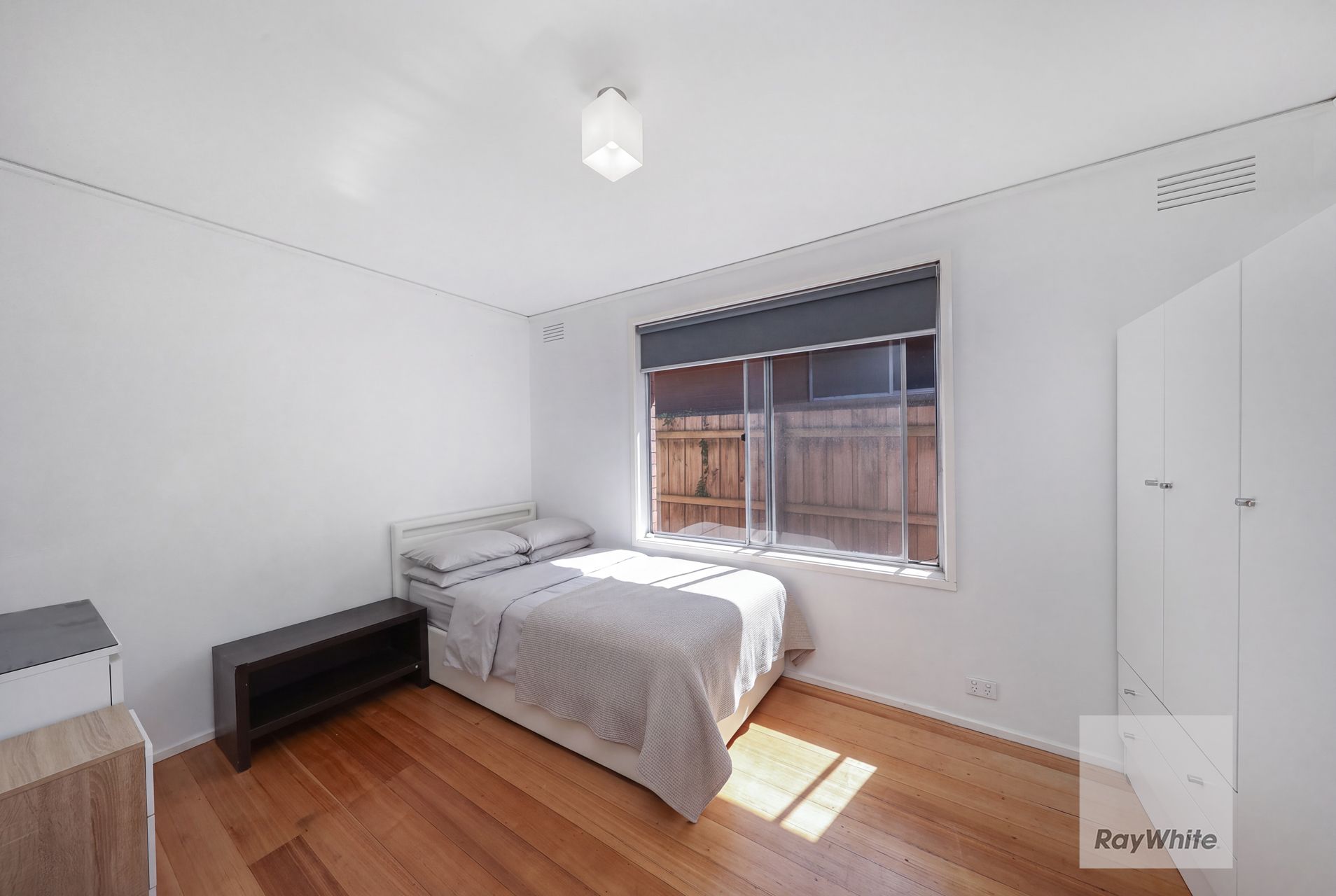 9 Dudley Court — photo 8 of 14