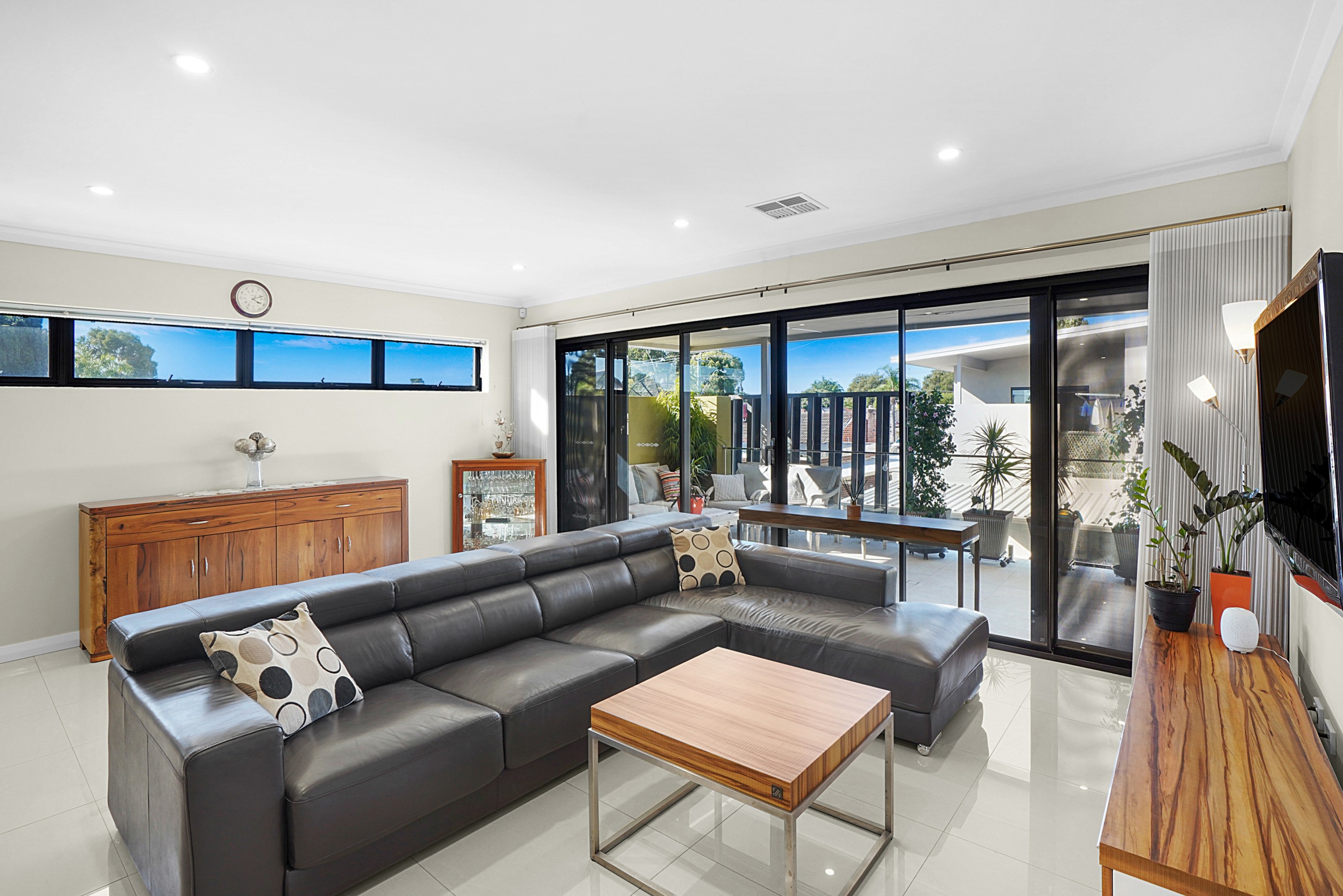 8/316 Hardey Road, Cloverdale, WA 6105