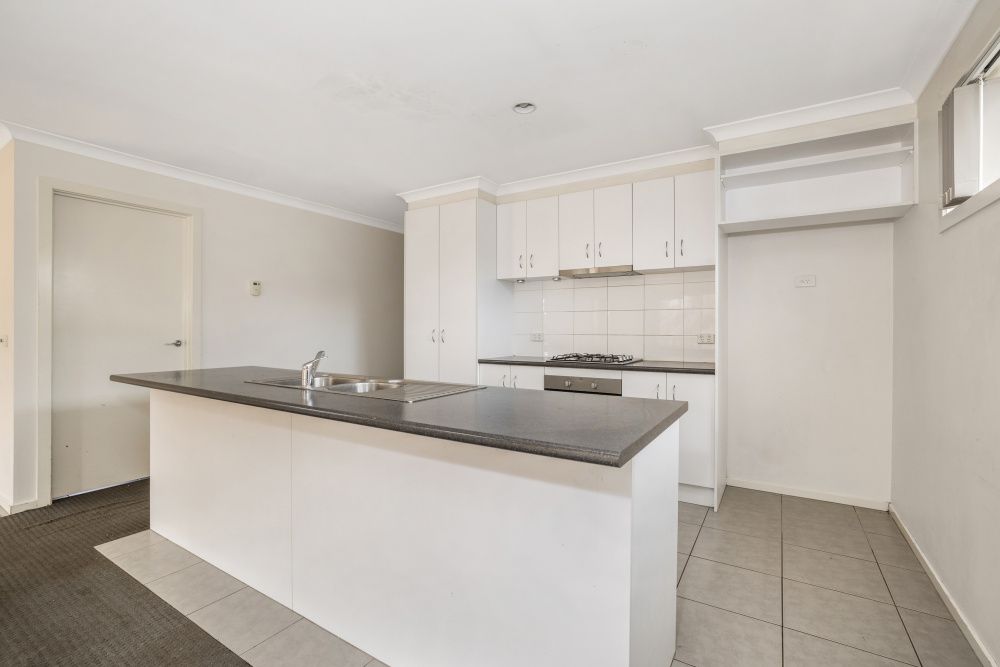 5 Kakadu View, South Morang, VIC 3752