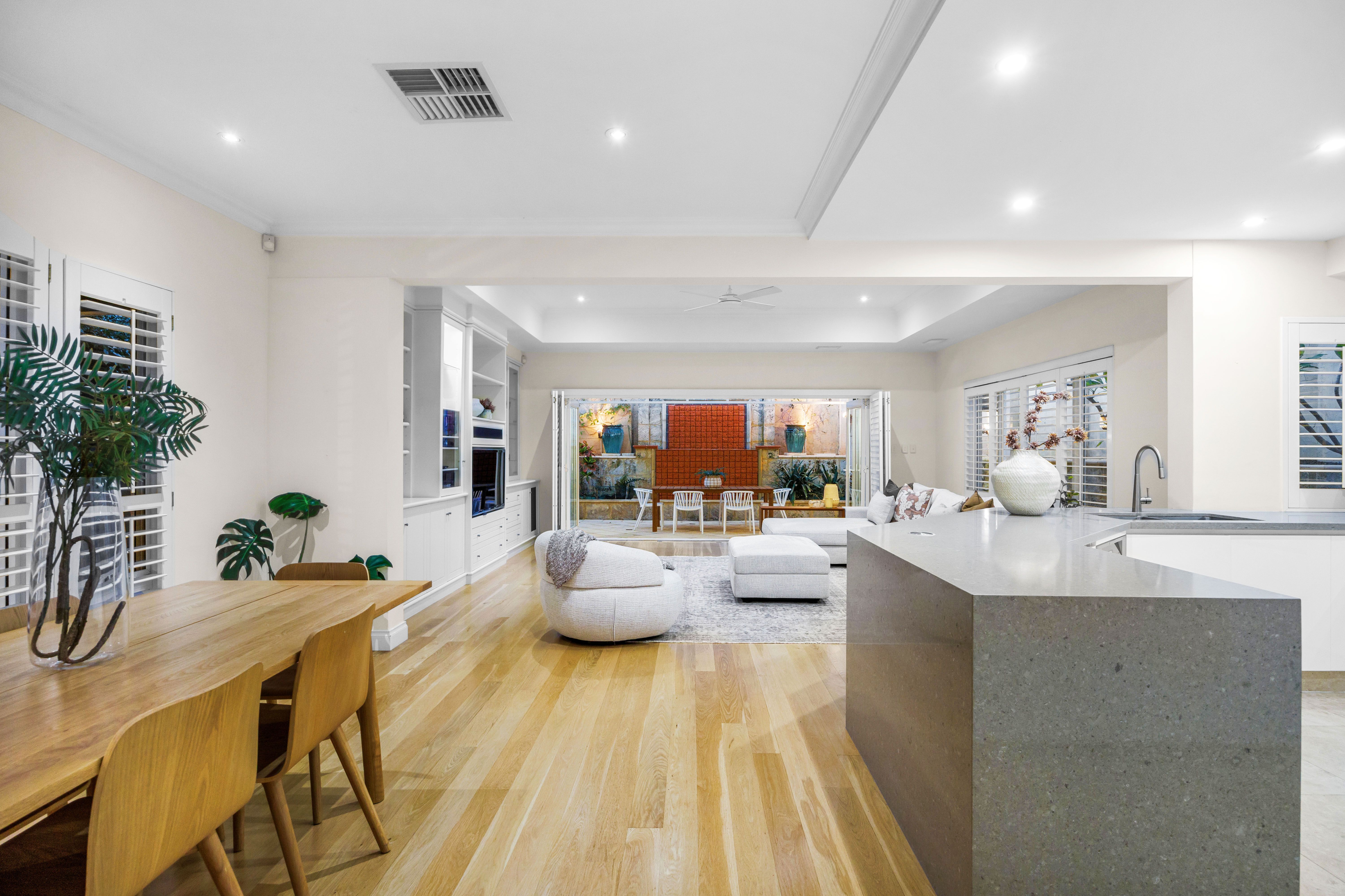 7 Swansea Street — photo 4 of 27