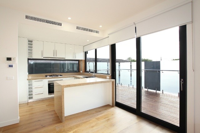 2/68 Lillimur Road, Ormond, VIC 3204