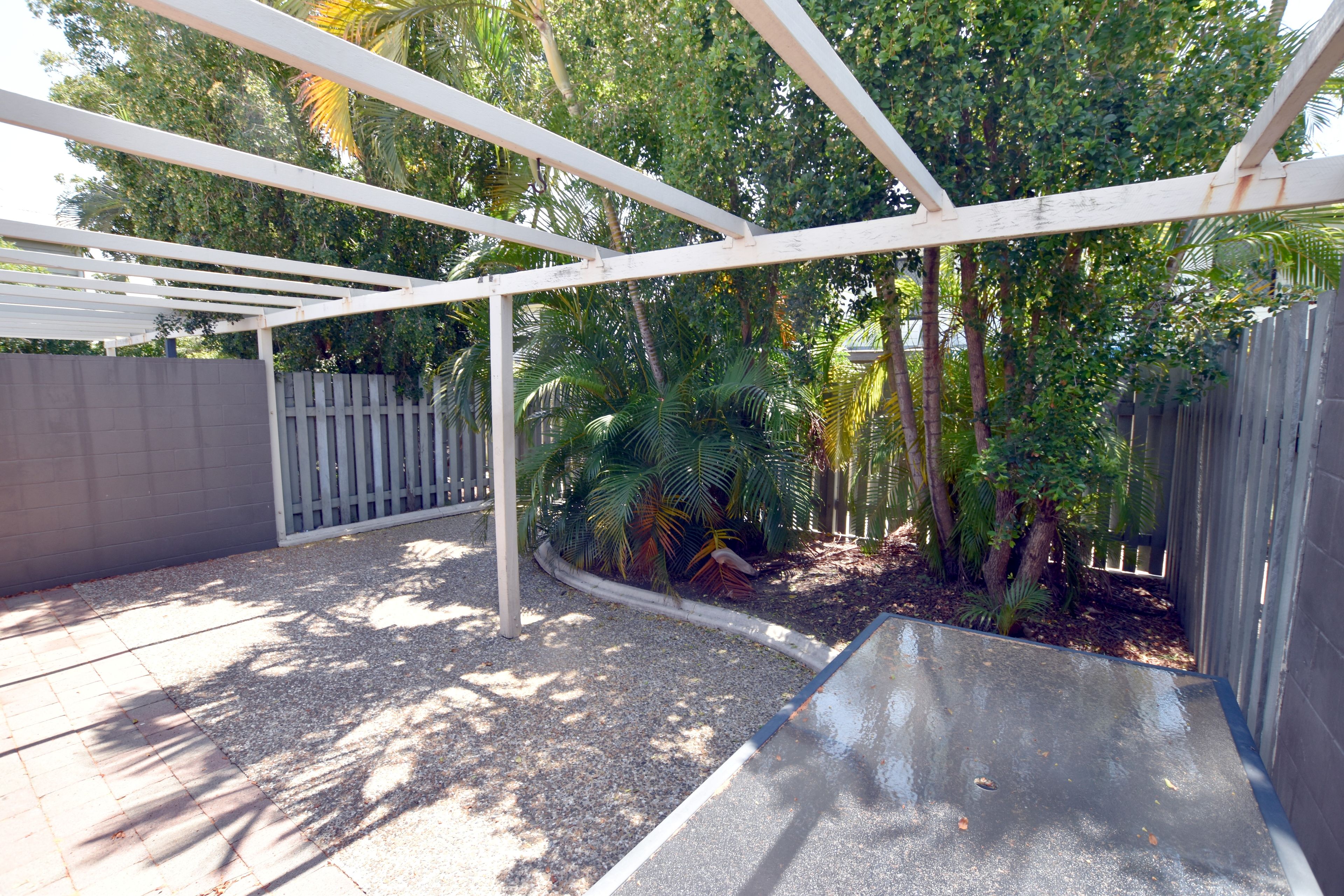 2/59 Barney Street, Barney Point, QLD 4680