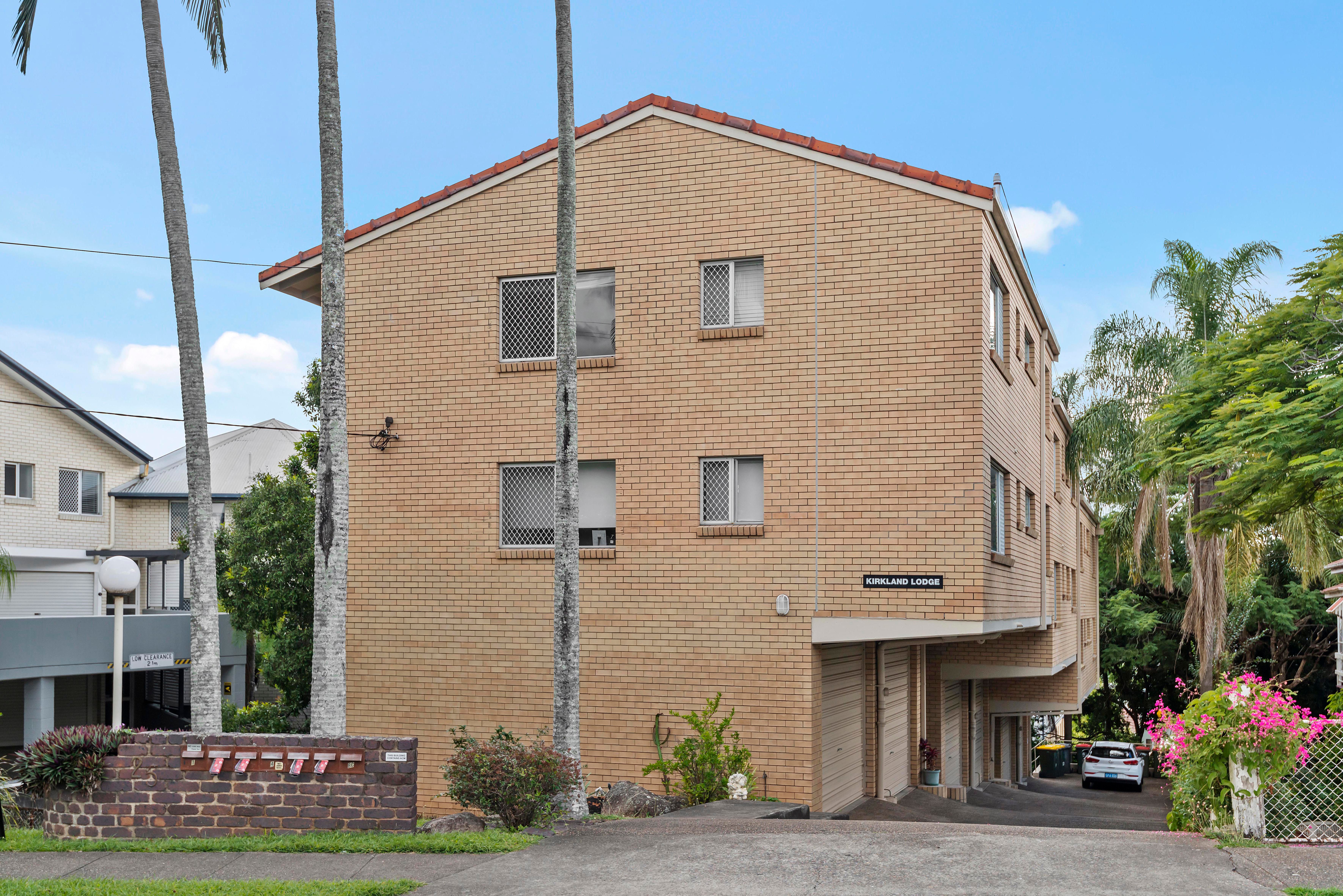 25 Kirkland Avenue, Coorparoo QLD 4151