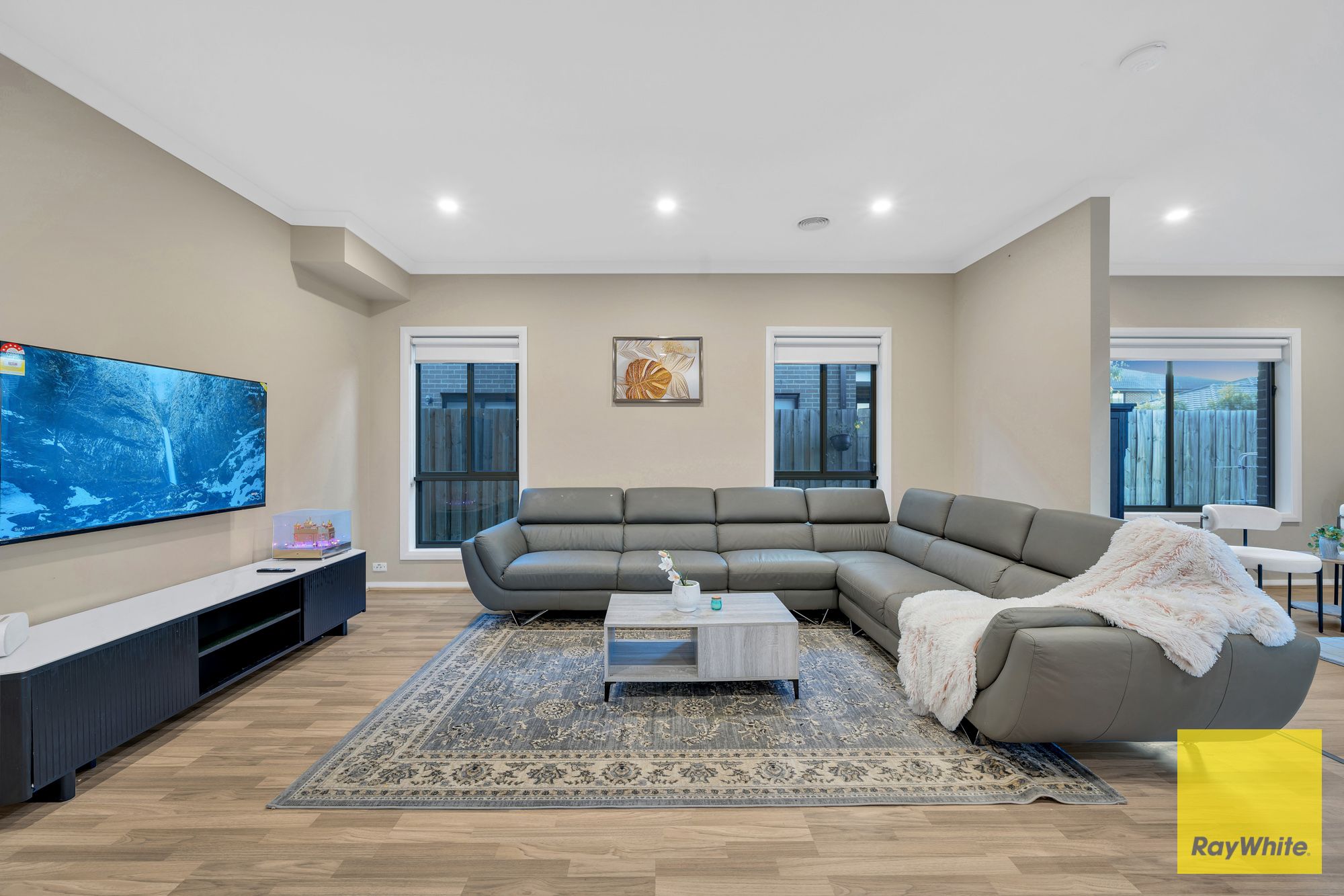 20 Clementine Boulevard — photo 10 of 30