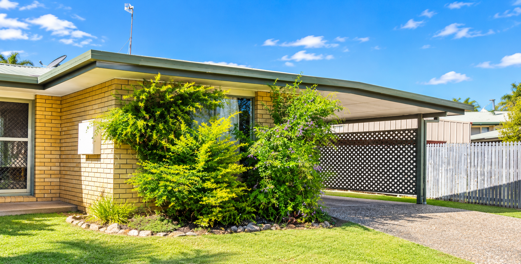 2/4 Hatte Street — photo from Ray White Rockhampton