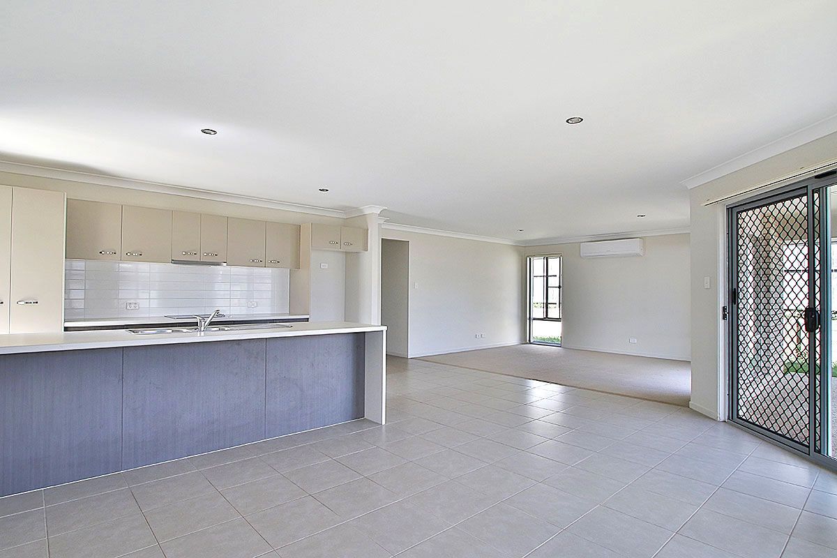 52 Diamantina Boulevard, Brassall, QLD 4305