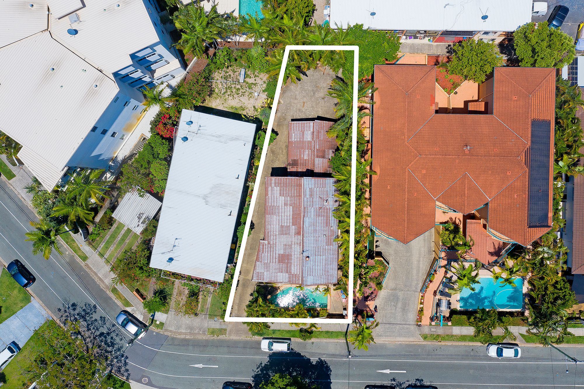 38 Tarcoola Crescent, Chevron Island, QLD 4217