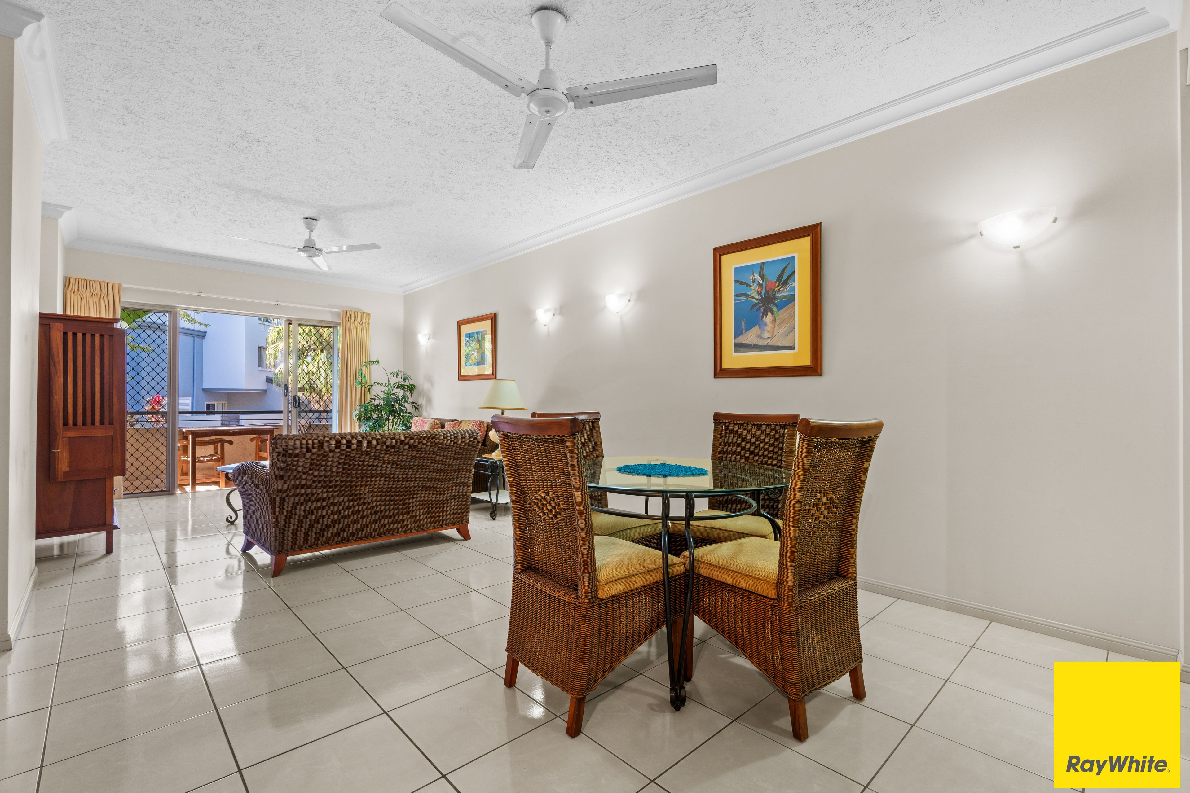 1704/2-10 Greenslopes Street, Cairns North, QLD 4870