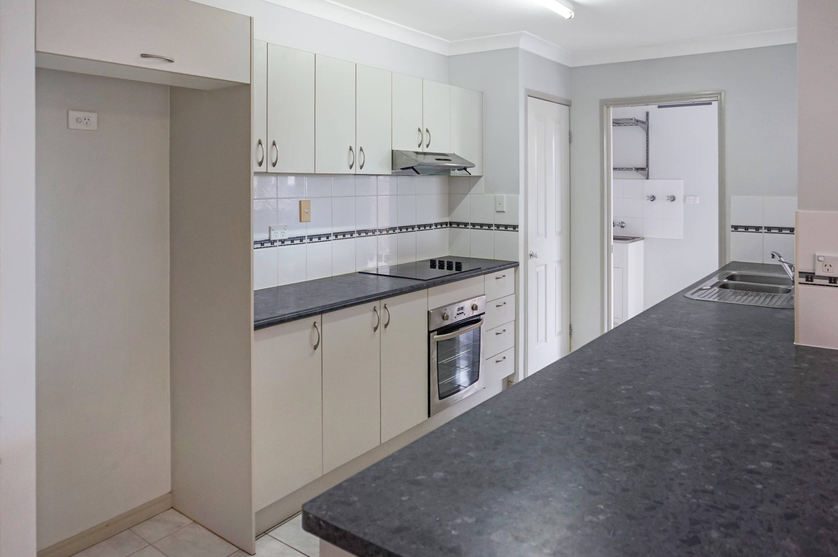 42 Oakblue Drive, Mount Sheridan, QLD 4868