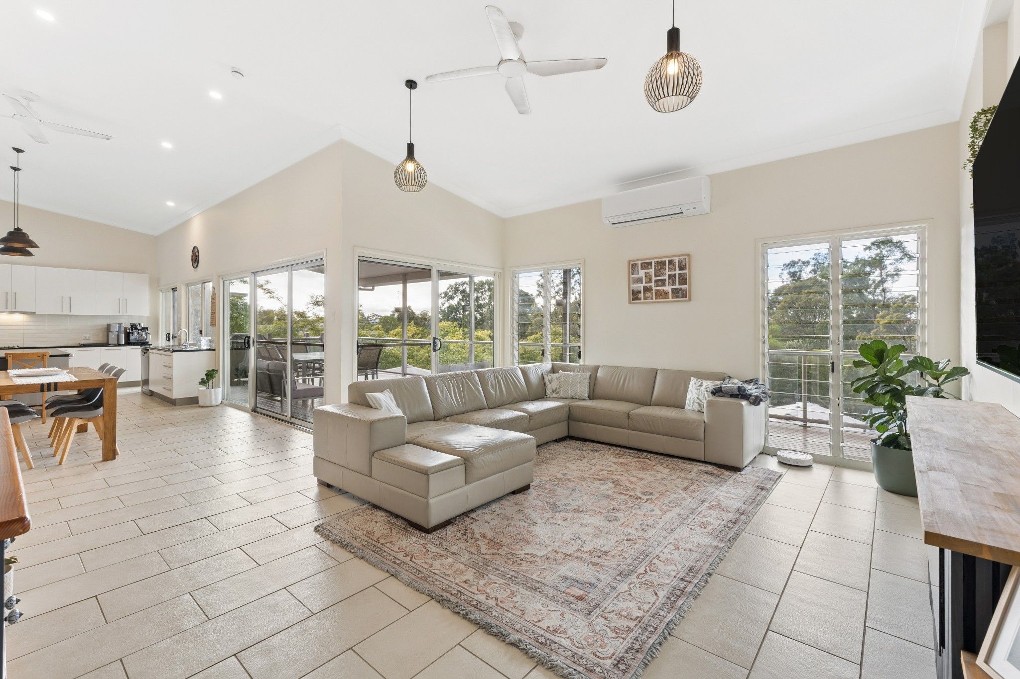 109 Corvus Drive — photo 9 of 25
