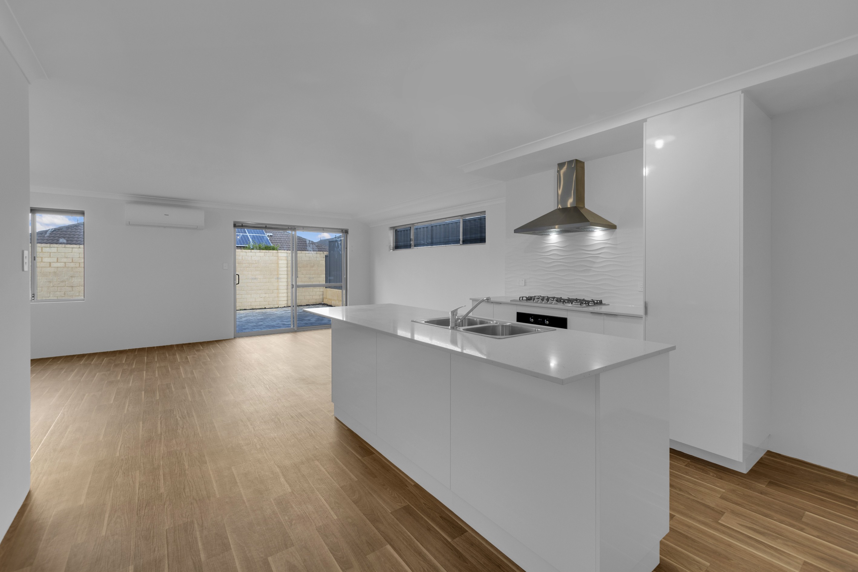 7 Pennina Grove, Meadow Springs, WA 6210