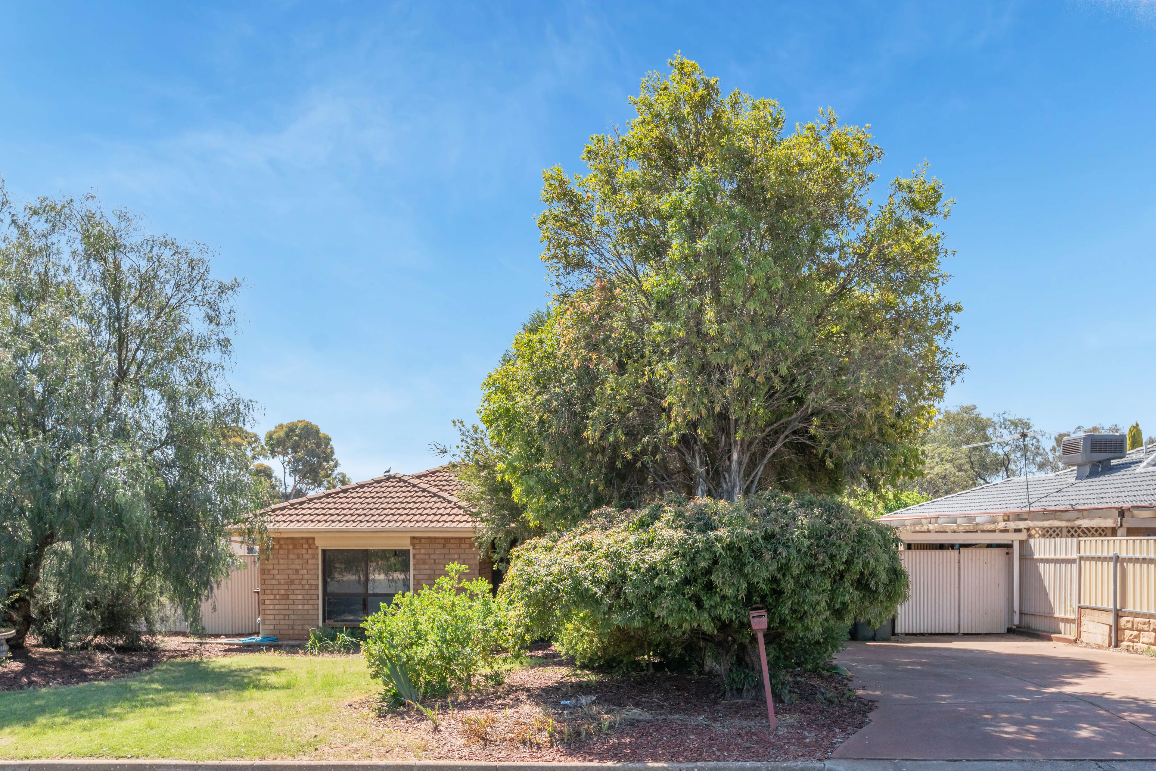55 Washington Drive — photo from Ray White Craigmore