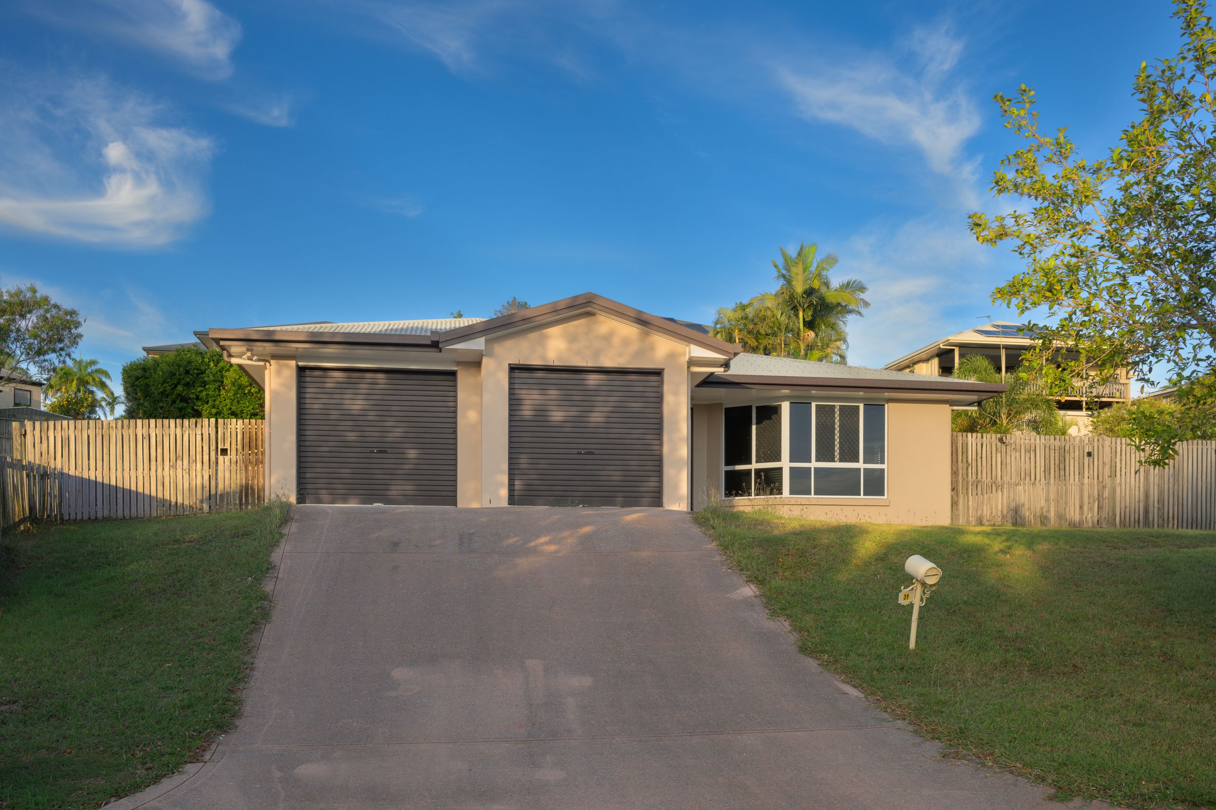 39 Waratah Street, Kin Kora, QLD 4680