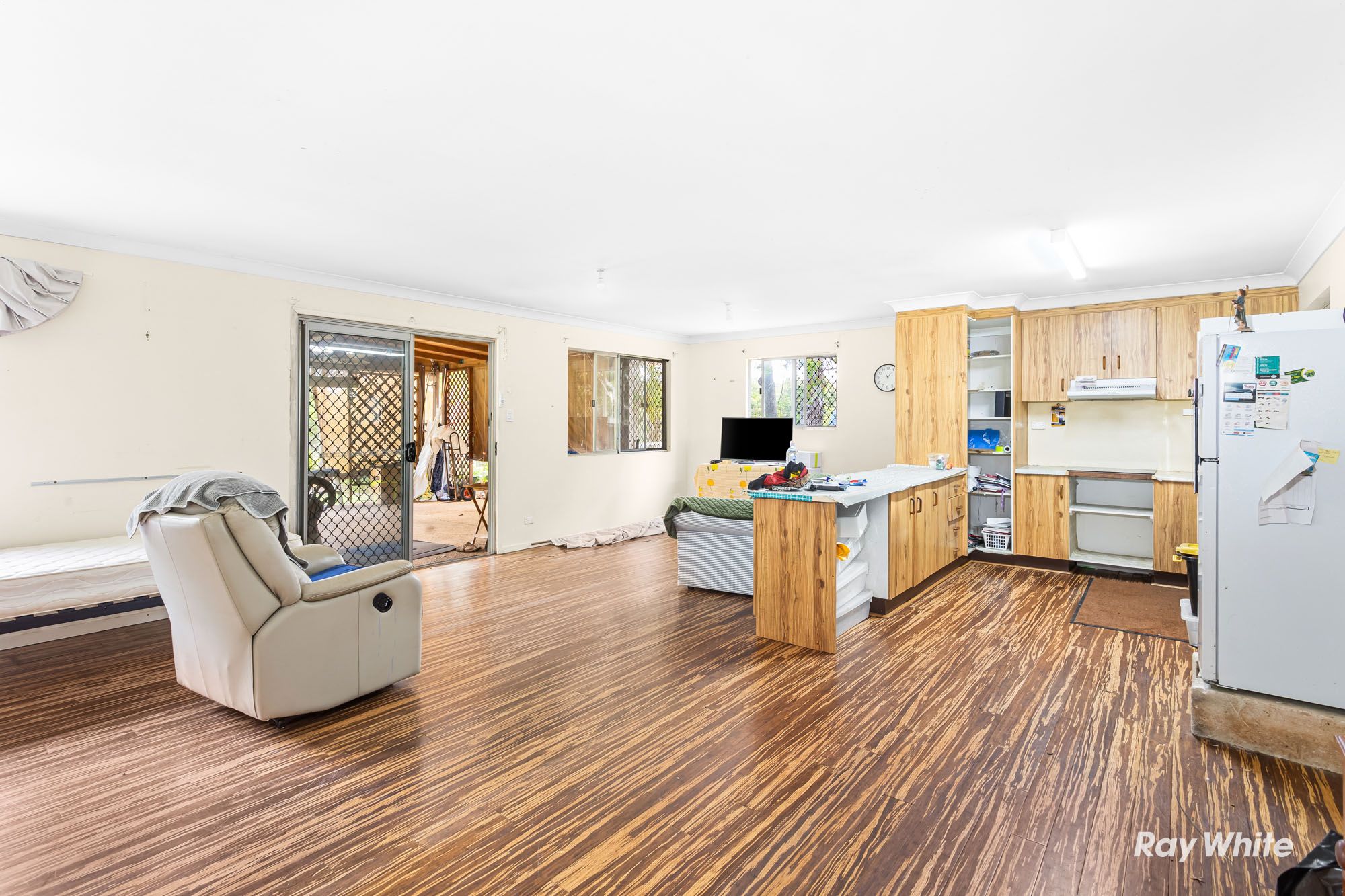 176 Woodvale Park Road — photo 4 of 19