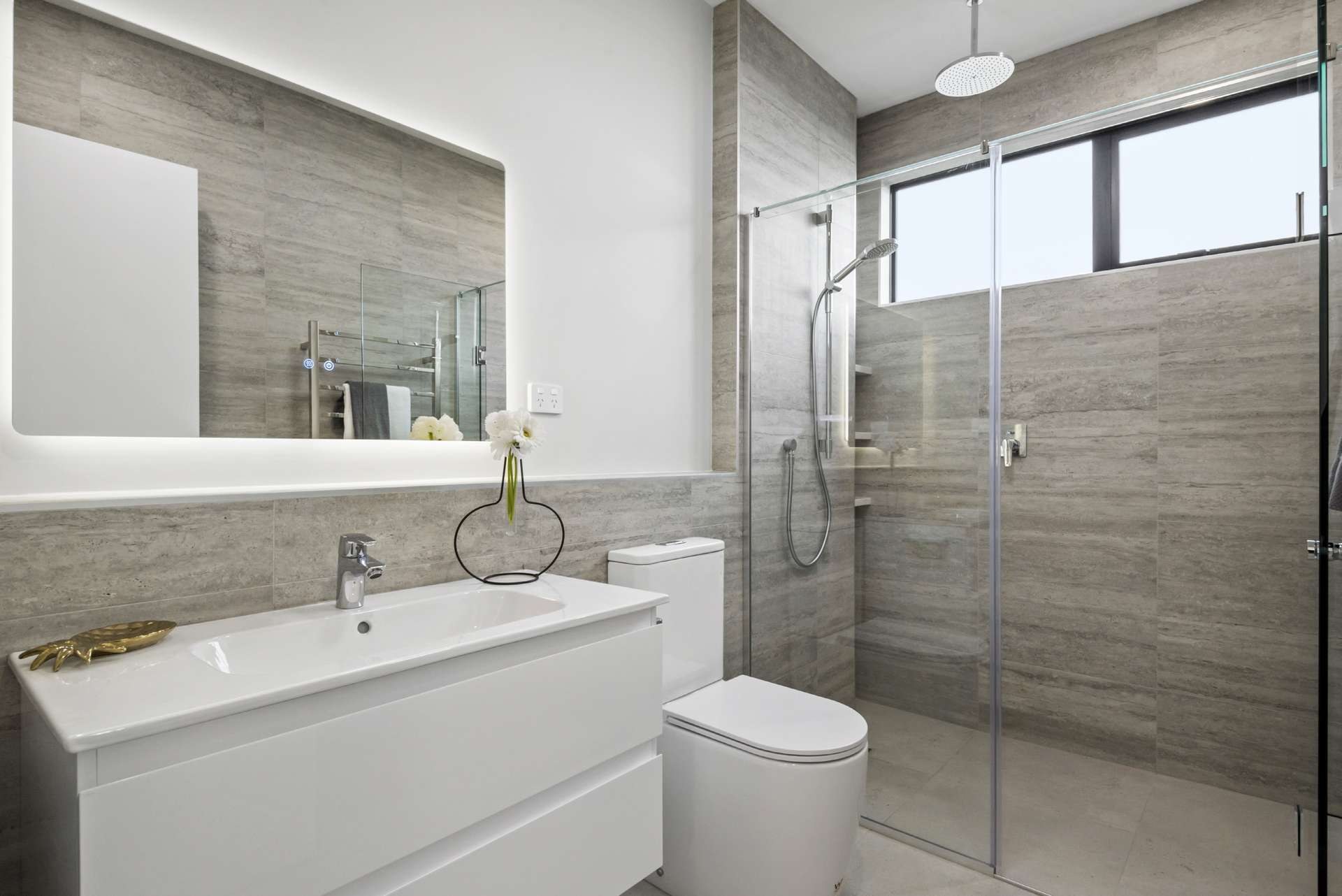 31 Burberry Heights photo 11